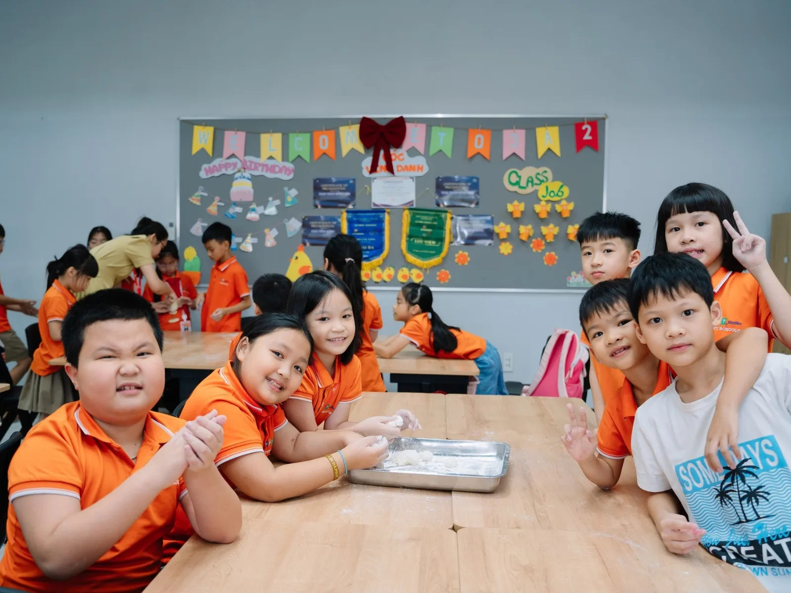 Trại hè tiếng Anh là gì? Lợi ích, chương trình và cách chọn đúng cho trẻ - FPT Education Trại hè tiếng Anh dạy những gì?