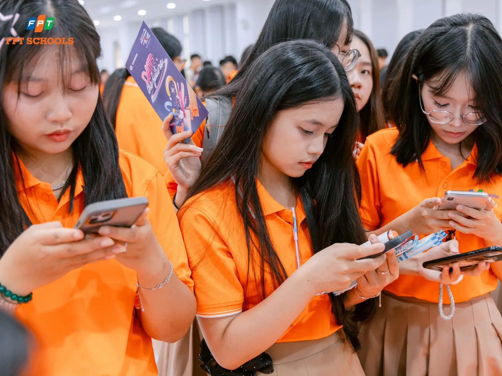 Trại hè tiếng Anh là gì? Lợi ích, chương trình và cách chọn đúng cho trẻ - FPT Education THPT: Chuẩn bị du học, kỹ năng học thuật