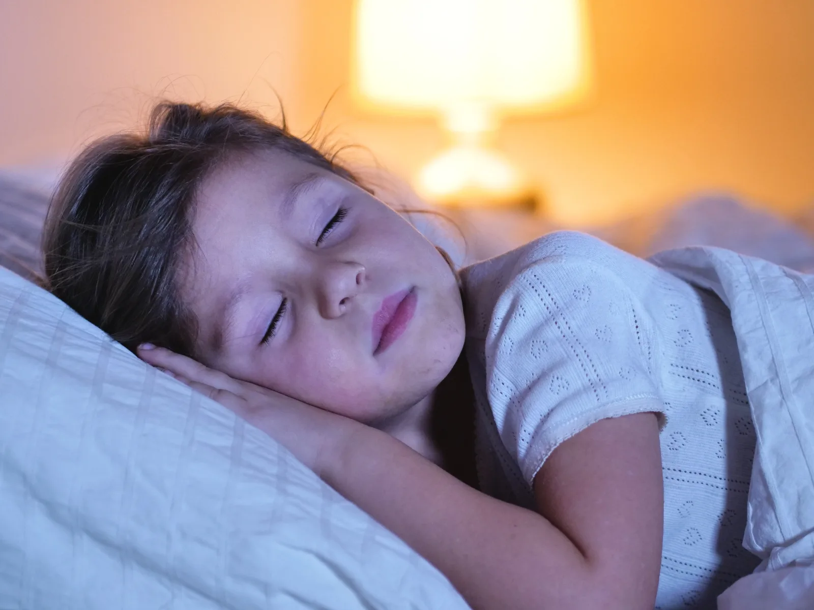 Trẻ em thức khuya có tác hại gì?