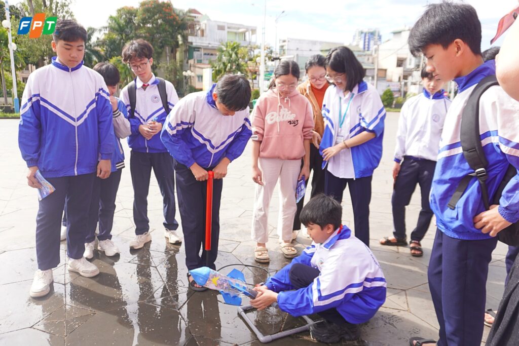 trò chơi bắn tên lửa