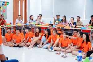 Tư duy cố định là gì? Dấu hiệu, tác hại và cách thay đổi hiệu quả | FPT Schools
