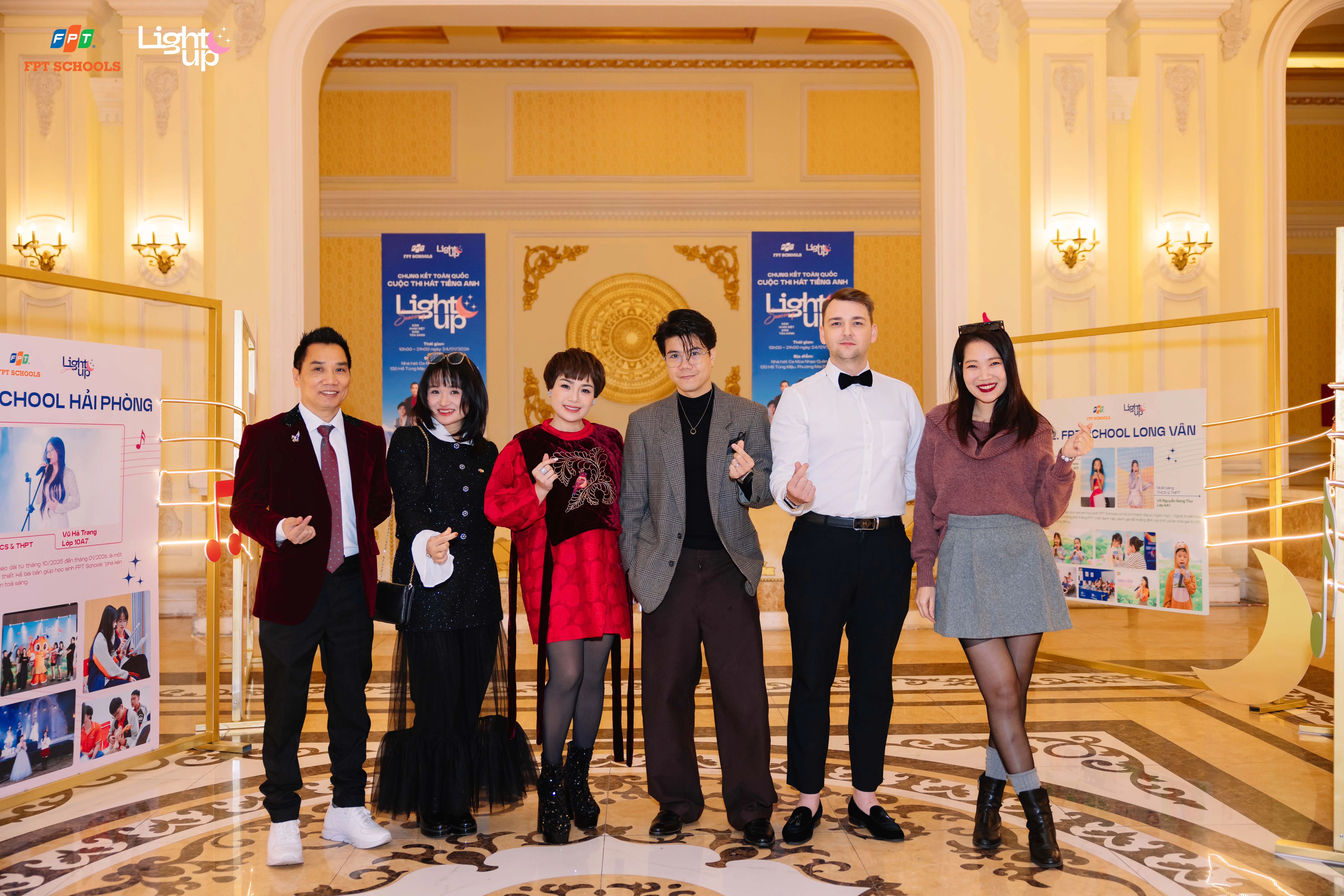 Học sinh FPT Schools khẳng định tài năng âm nhạc và ngoại ngữ tại chung kết cuộc thi hát tiếng Anh Light Up 2025 | FPT Schools