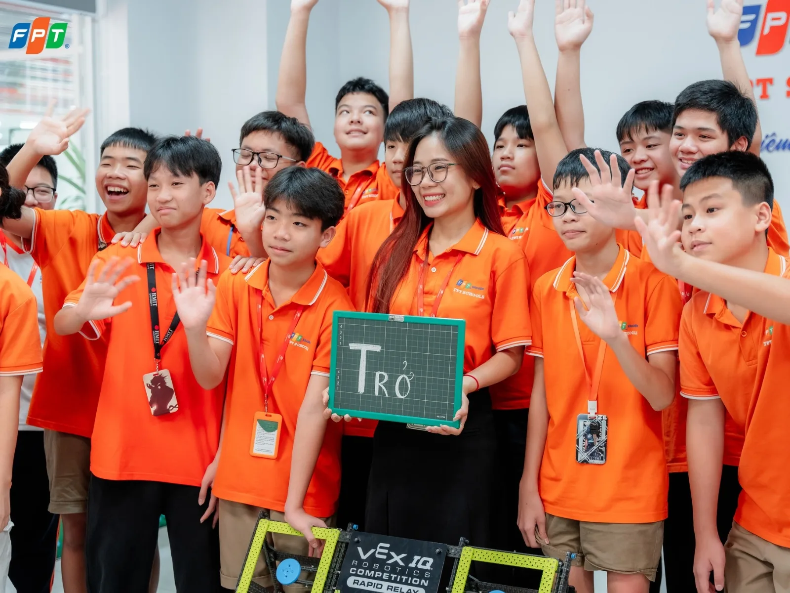 Tư duy tăng trưởng là gì? 8 cách rèn luyện tư duy tăng trưởng hiệu quả - FPT Education Tư duy tăng trưởng ảnh hưởng thế nào đến công việc