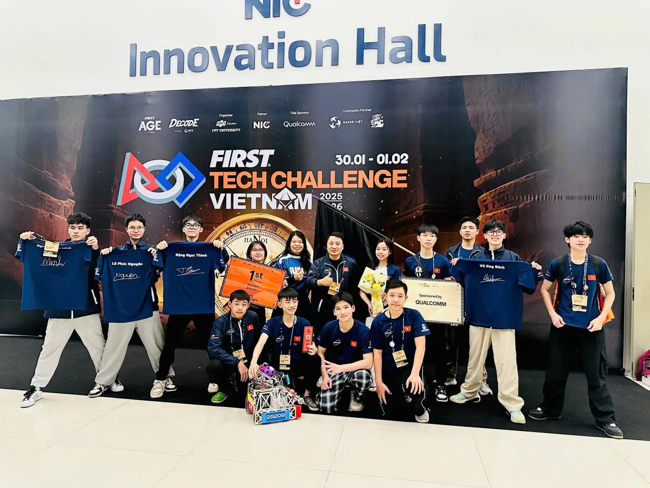 Học sinh FPT Schools thắng lớn tại nhiều đấu trường STEM, Robotics quốc tế | FPT Schools