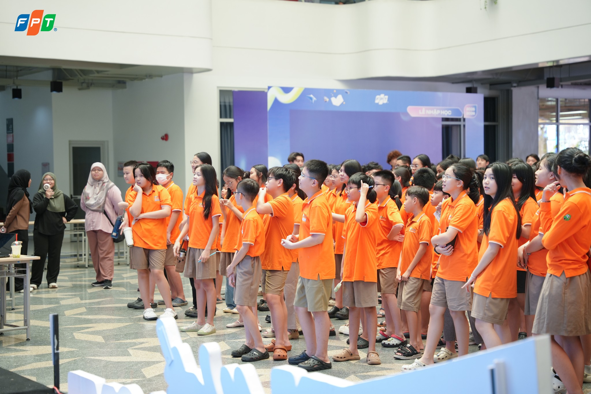 Phòng học thông minh gồm những gì để triển khai hiệu quả trong nhà trường | FPT Schools