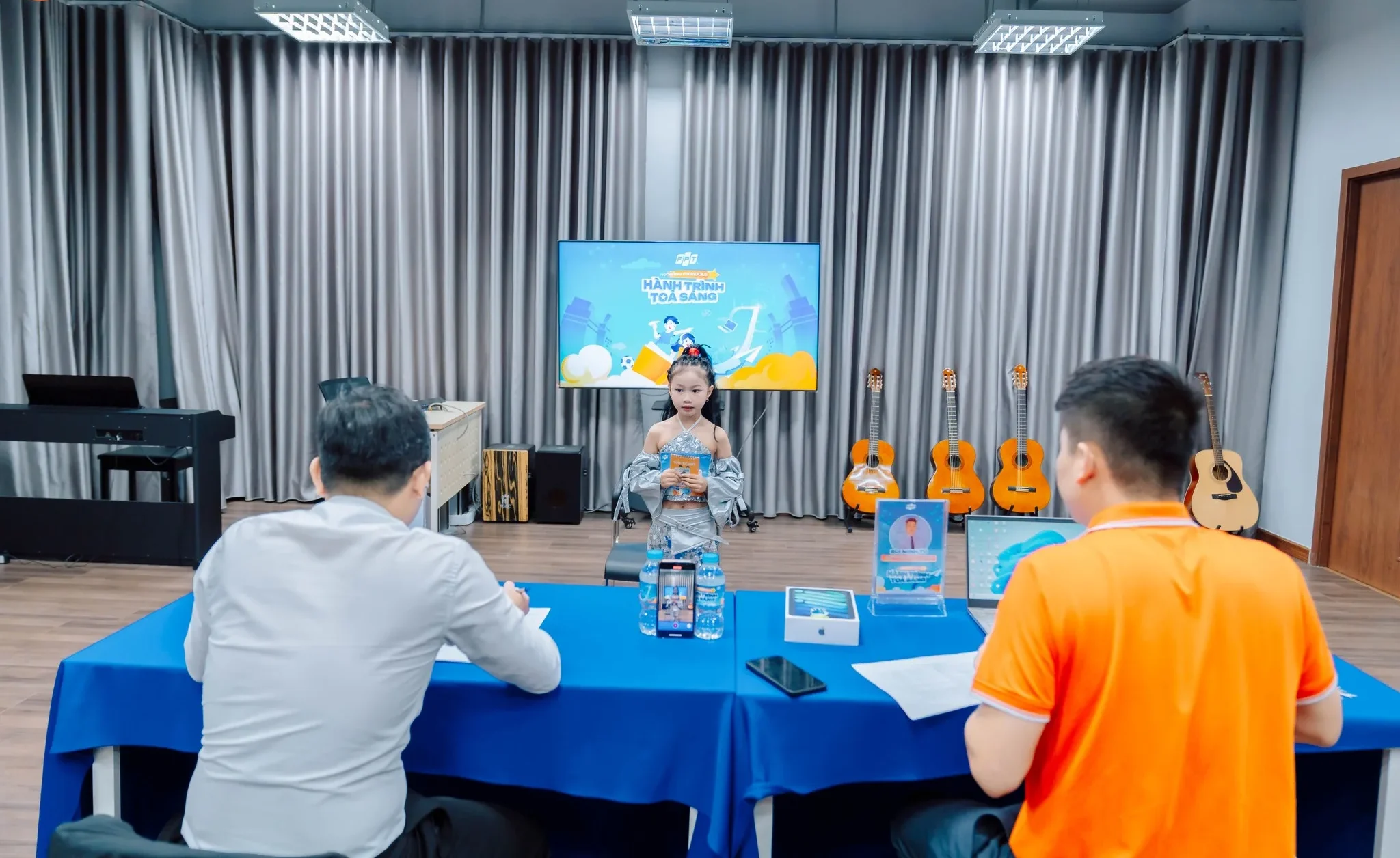 Hệ thống phổ thông FPT công bố học bổng “Hành trình tỏa sáng” mùa 2, tôn vinh bản sắc riêng của mỗi học sinh | FPT Schools