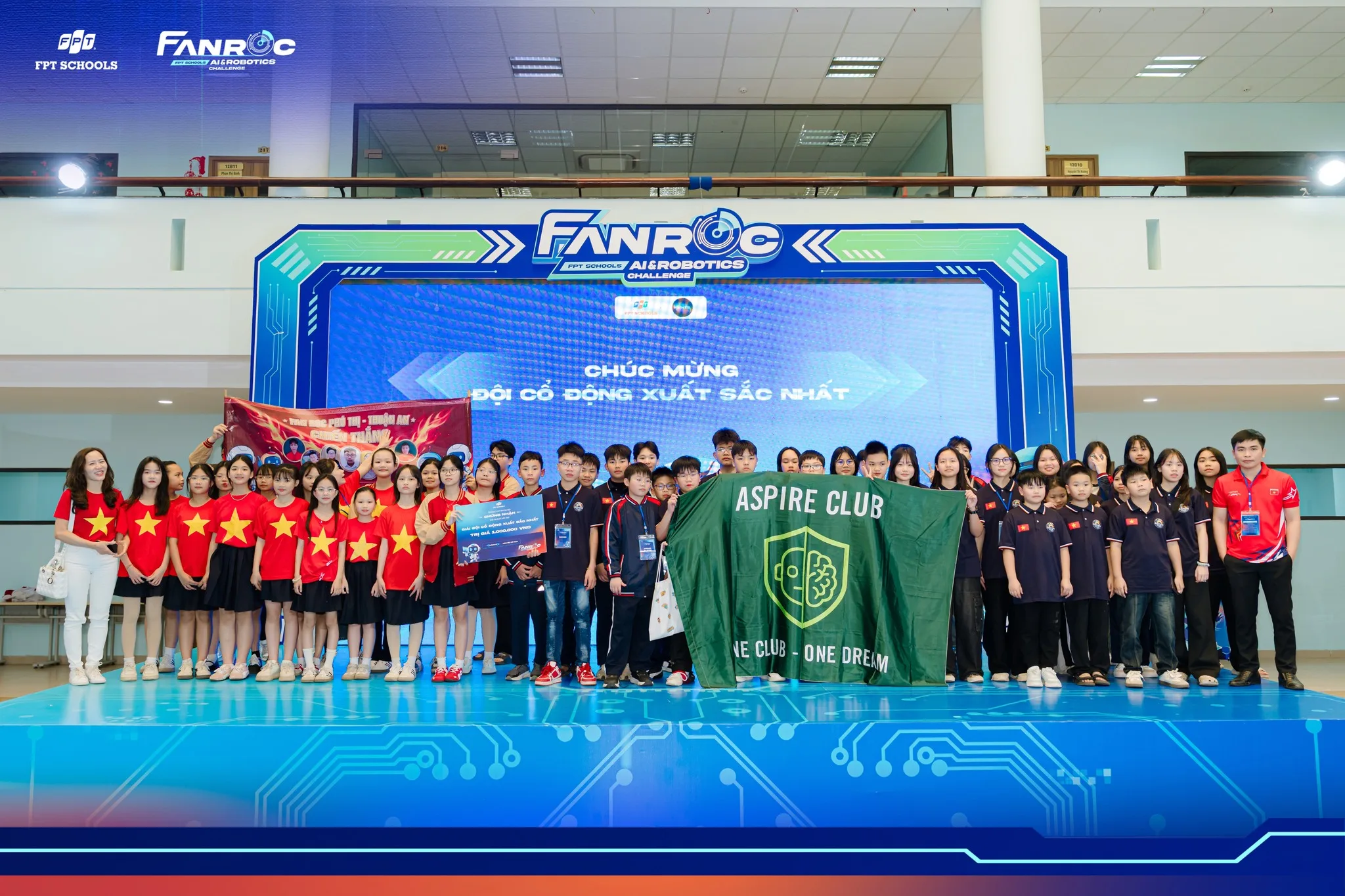 Vòng Chung kết FAnRoC 2025 – 2026 cấp cơ sở: Nơi học sinh thắp lửa đam mê AI và Robotics - FPT Education Vòng Chung kết FAnRoC 2025 – 2026 cấp cơ sở: Nơi học sinh thắp lửa đam mê AI và Robotics | FPT Schools