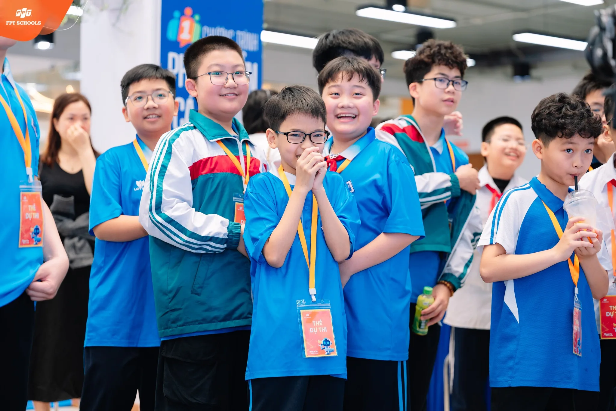 Chung kết Robotics vòng cơ sở đã gọi tên những nhà vô địch, sẵn sàng cho giải đấu FAnRoC toàn quốc | FPT Schools