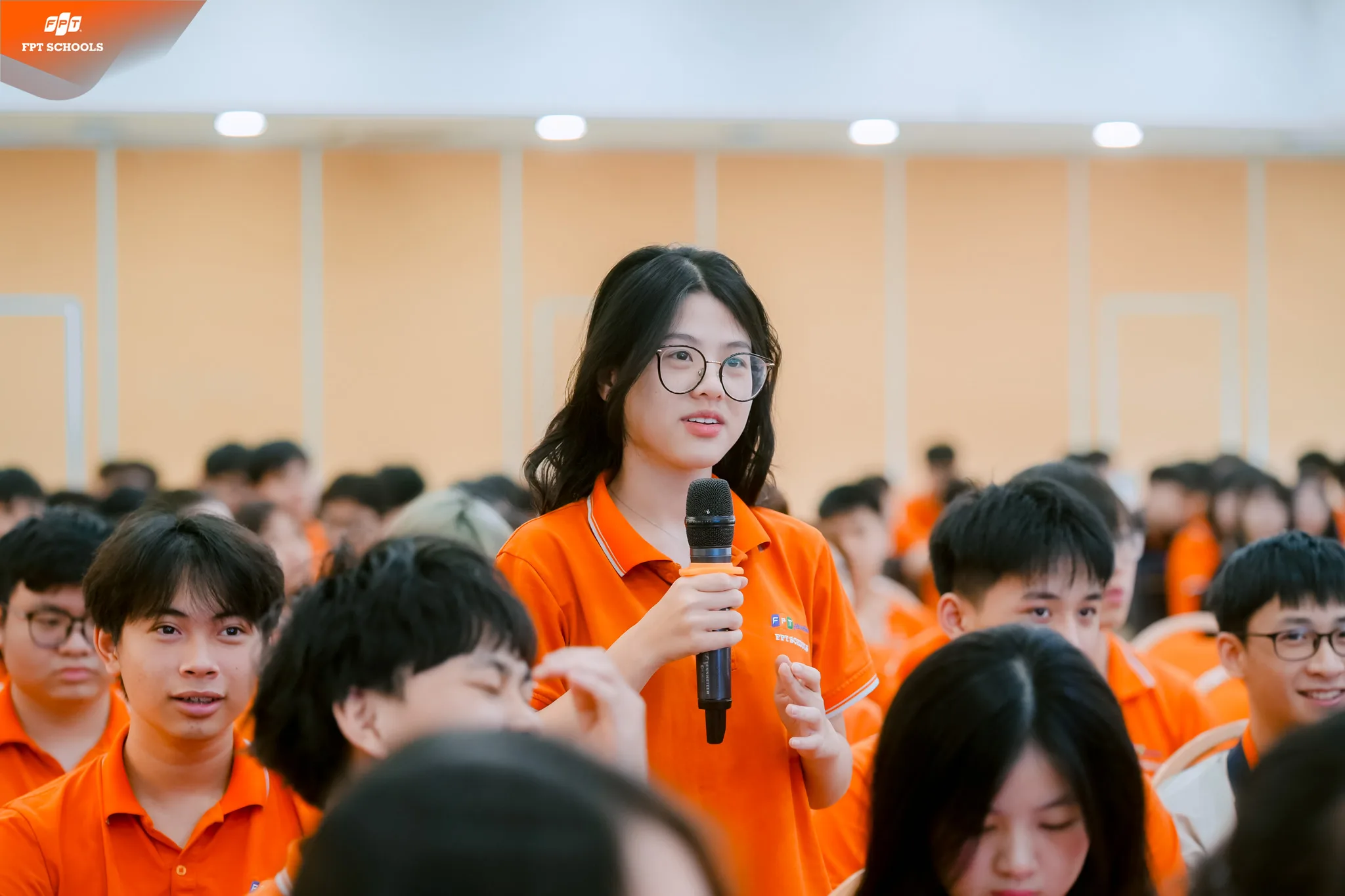 Tuyên truyền pháp luật cho học sinh THPT FPT Hà Nội: Công an xã Hòa Lạc trang bị kiến thức an toàn giao thông và phòng chống tội phạm | FPT Schools