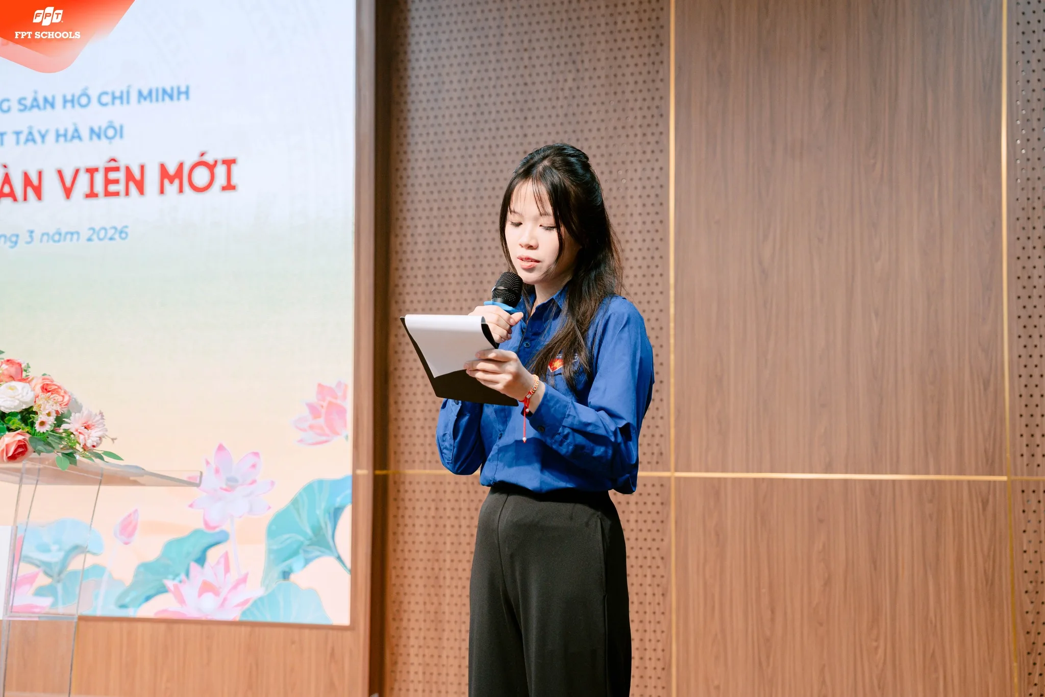 HƯỞNG ỨNG NGÀY ĐOÀN TNCS HỒ CHÍ MINH - TRƯỜNG THPT FPT TÂY HÀ NỘI TỔ CHỨC LỄ KẾT NẠP ĐOÀN VIÊN MỚI NĂM HỌC 2025-2026 - FPT Education HƯỞNG ỨNG NGÀY ĐOÀN TNCS HỒ CHÍ MINH - TRƯỜNG THPT FPT TÂY HÀ NỘI TỔ CHỨC LỄ KẾT NẠP ĐOÀN VIÊN MỚI NĂM HỌC 2025-2026 | FPT Schools