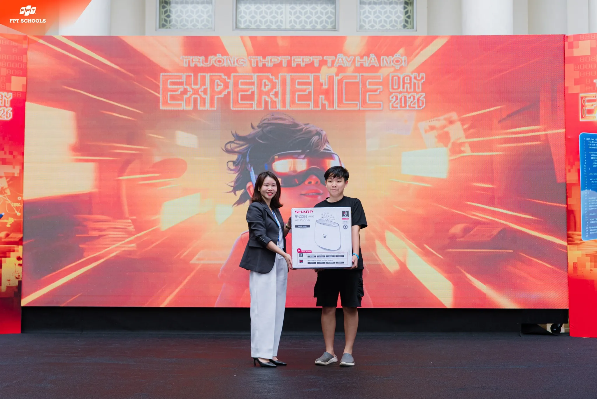 ĐÔNG ĐẢO PHỤ HUYNH & HỌC SINH HÒA MÌNH VÀO KHÔNG KHÍ SÔI ĐỘNG TẠI EXPERIENCE DAY 2026 – FPT SCHOOL TÂY HÀ NỘI - FPT Education ĐÔNG ĐẢO PHỤ HUYNH & HỌC SINH HÒA MÌNH VÀO KHÔNG KHÍ SÔI ĐỘNG TẠI EXPERIENCE DAY 2026 – FPT SCHOOL TÂY HÀ NỘI | FPT Schools