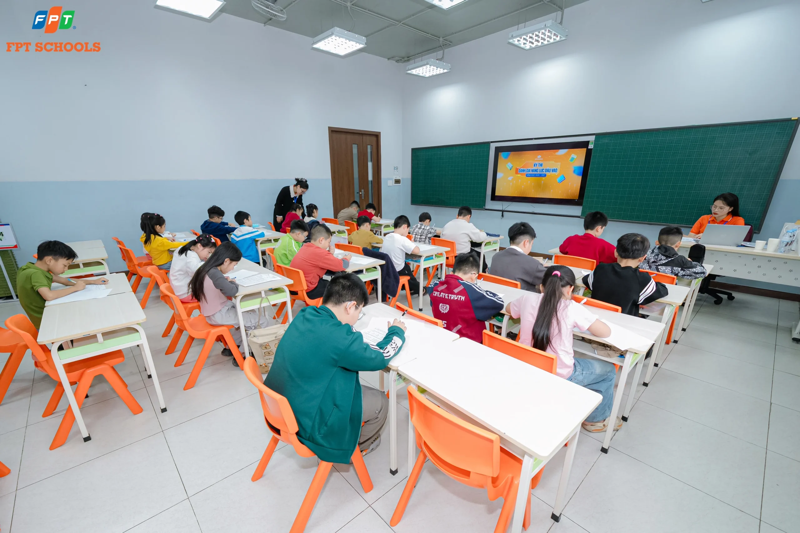 Gần 200 học sinh tham gia Kỳ thi đánh giá năng lực đầu vào tháng 3/2026 tại FPT School Hà Nam | FPT Schools