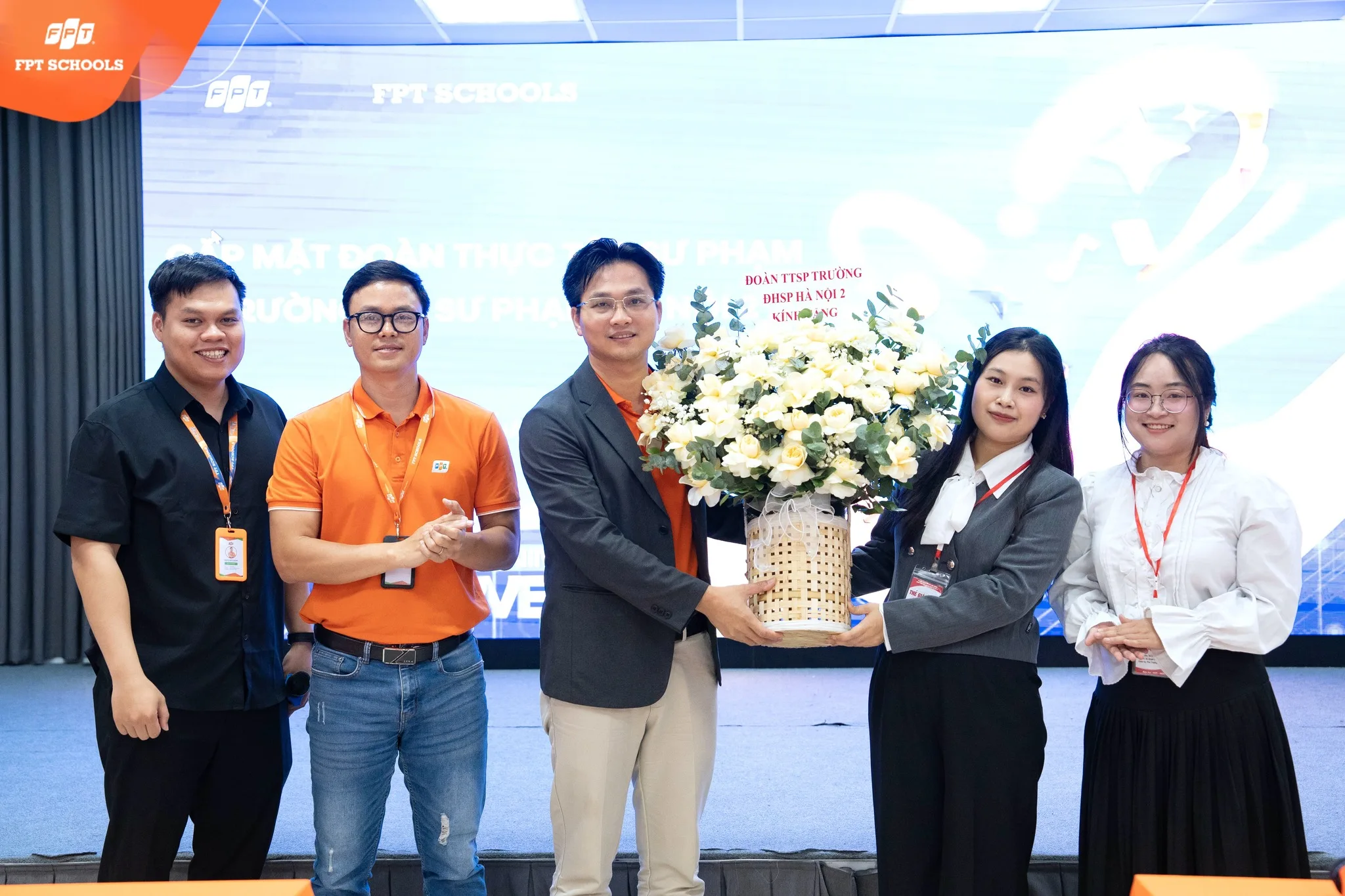 FPT School Hải Phòng chào đón đoàn sinh viên thực tập Trường Đại học Sư phạm Hà Nội 2 - FPT Education FPT School Hải Phòng chào đón đoàn sinh viên thực tập Trường Đại học Sư phạm Hà Nội 2 | FPT Schools