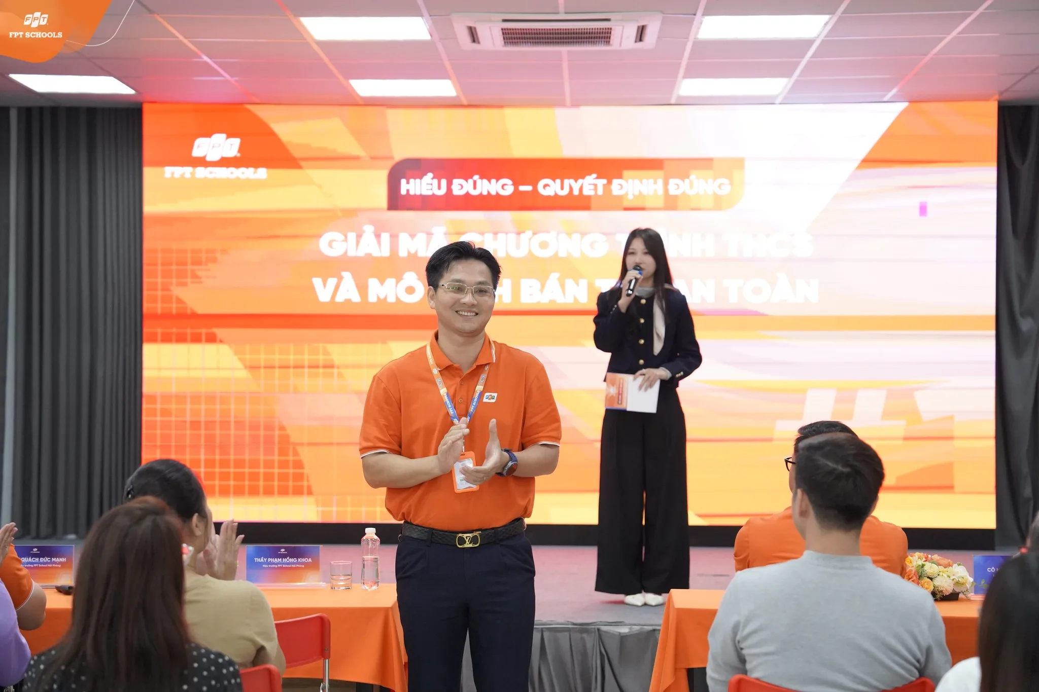 Hơn 100 phụ huynh và học sinh tham gia giải mã Chương trình THCS và Mô hình bán trú an toàn tại FPT School Hải Phòng - FPT Education Hơn 100 phụ huynh và học sinh tham gia giải mã Chương trình THCS và Mô hình bán trú an toàn tại FPT School Hải Phòng | FPT Schools