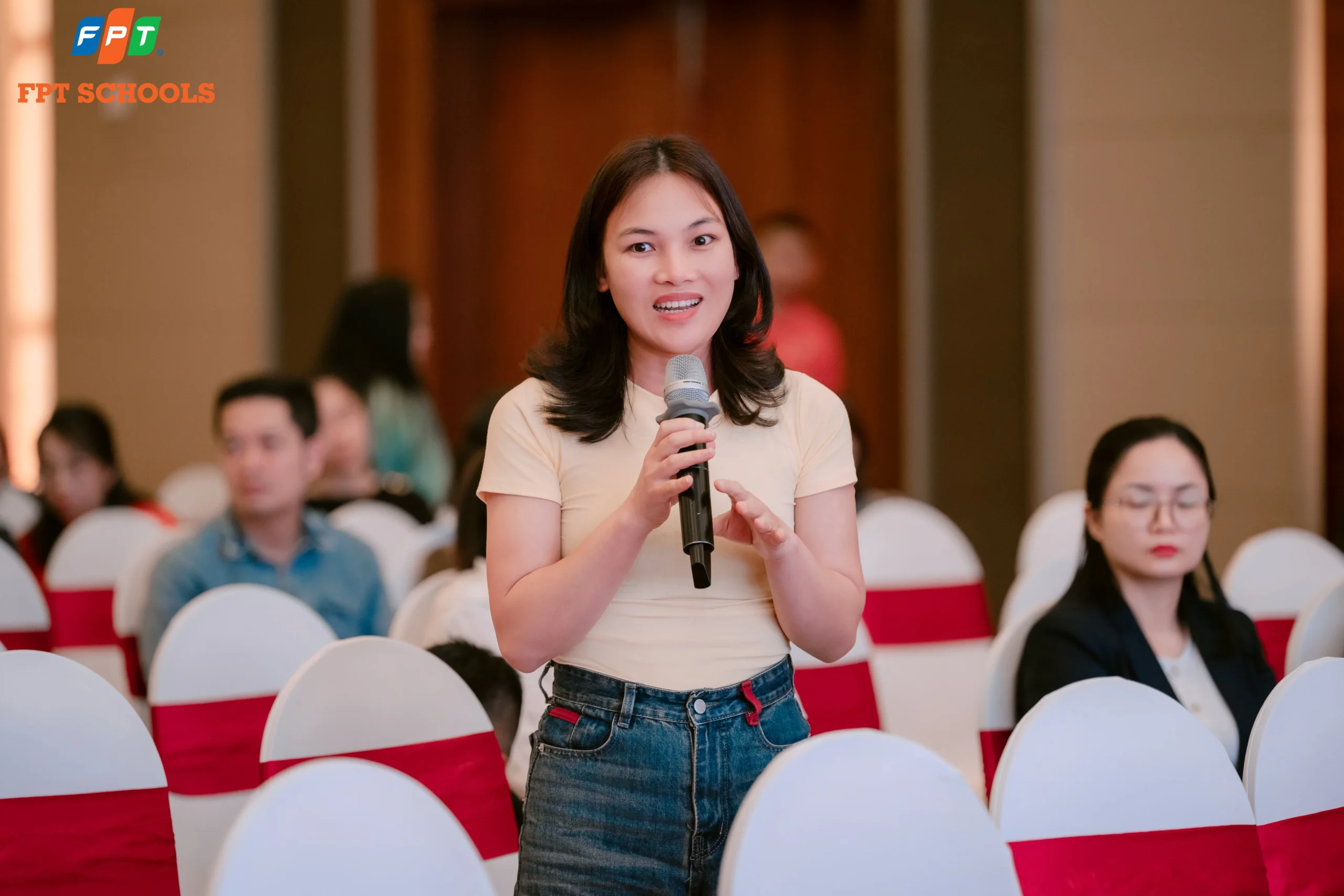 FPT School Vinh ghi dấu ấn với hội thảo “Chạm tới tương lai”, thu hút đông đảo phụ huynh Nghệ An | FPT Schools