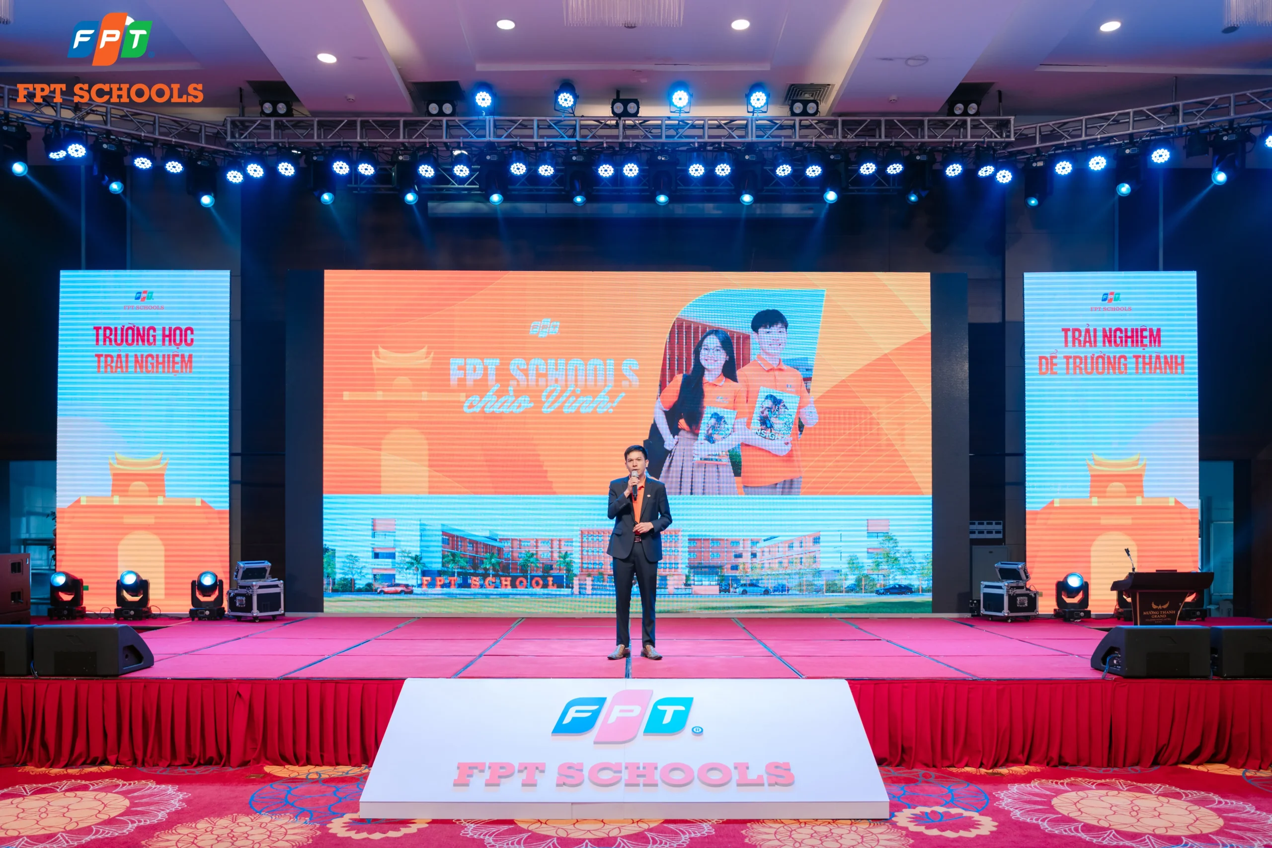 FPT School Vinh ghi dấu ấn với hội thảo “Chạm tới tương lai”, thu hút đông đảo phụ huynh Nghệ An | FPT Schools