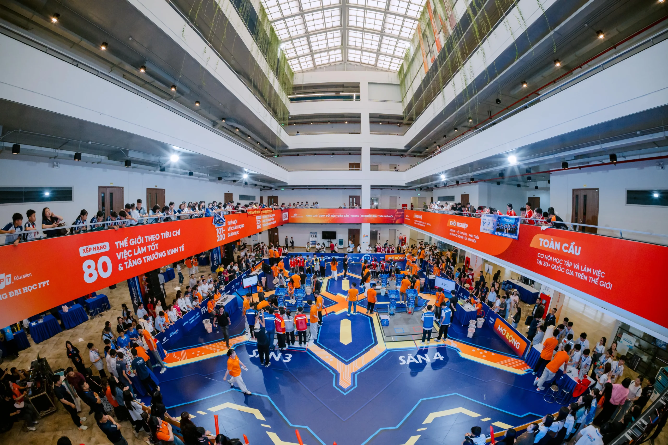 FPT Schools tổ chức ngày hội công nghệ FSchools Open STEM Day 2026 quy mô gần 4.000 người tại Hà Nội | FPT Schools