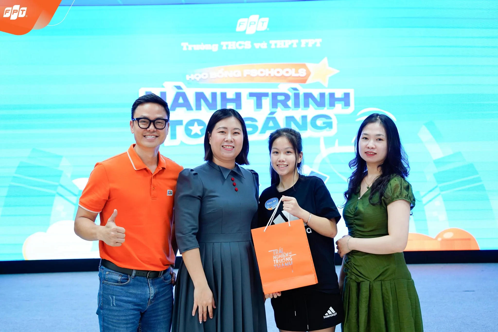 FPT School Hải Phòng công bố học bổng “Hành trình tỏa sáng” mùa 2, tôn vinh bản sắc riêng của mỗi học sinh | FPT Schools