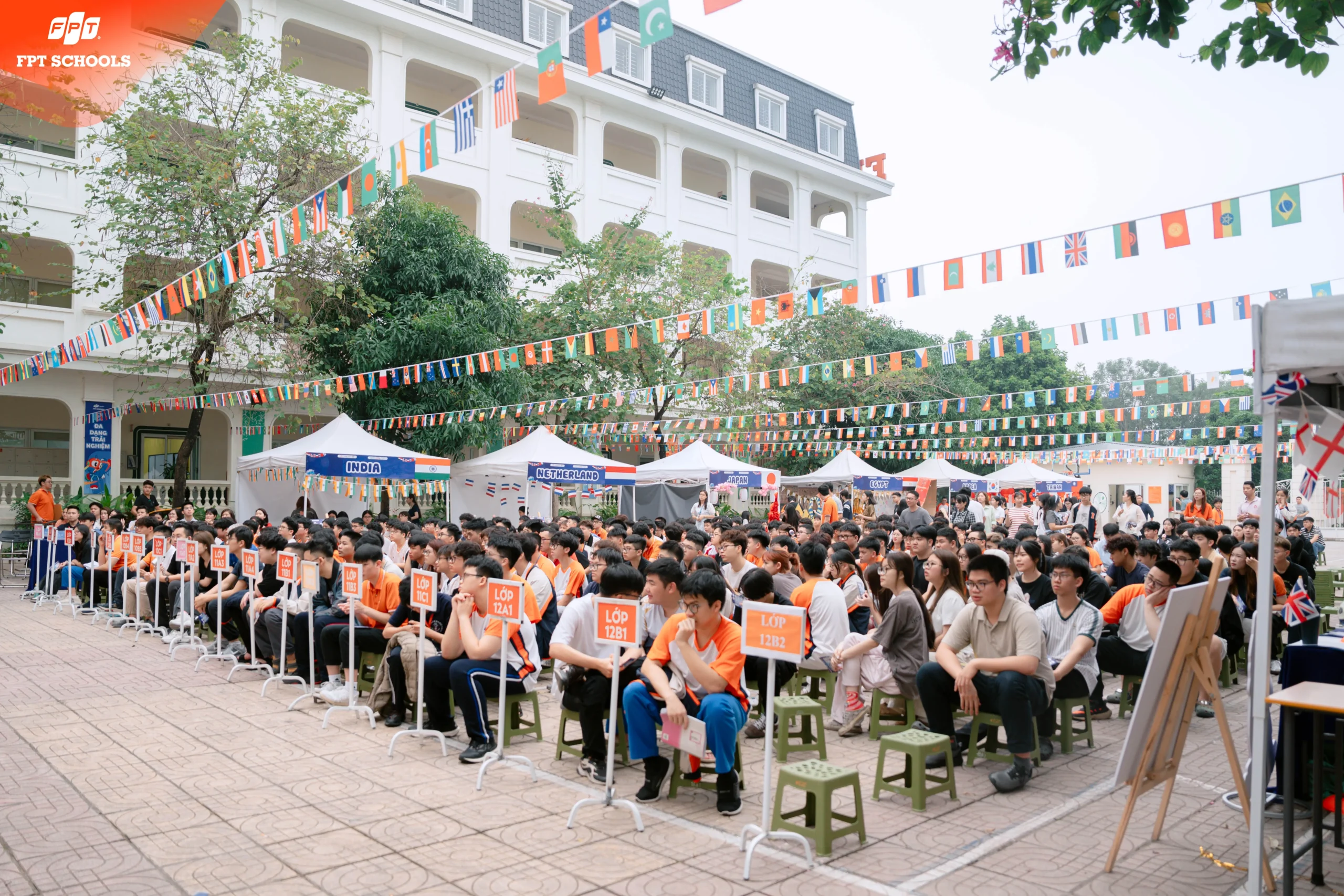 International Day 2026: FESTOPIA – Bản Hòa Ca Đa Văn Hóa Rực Rỡ Tại FPT School Tây Hà Nội - FPT Education International Day 2026