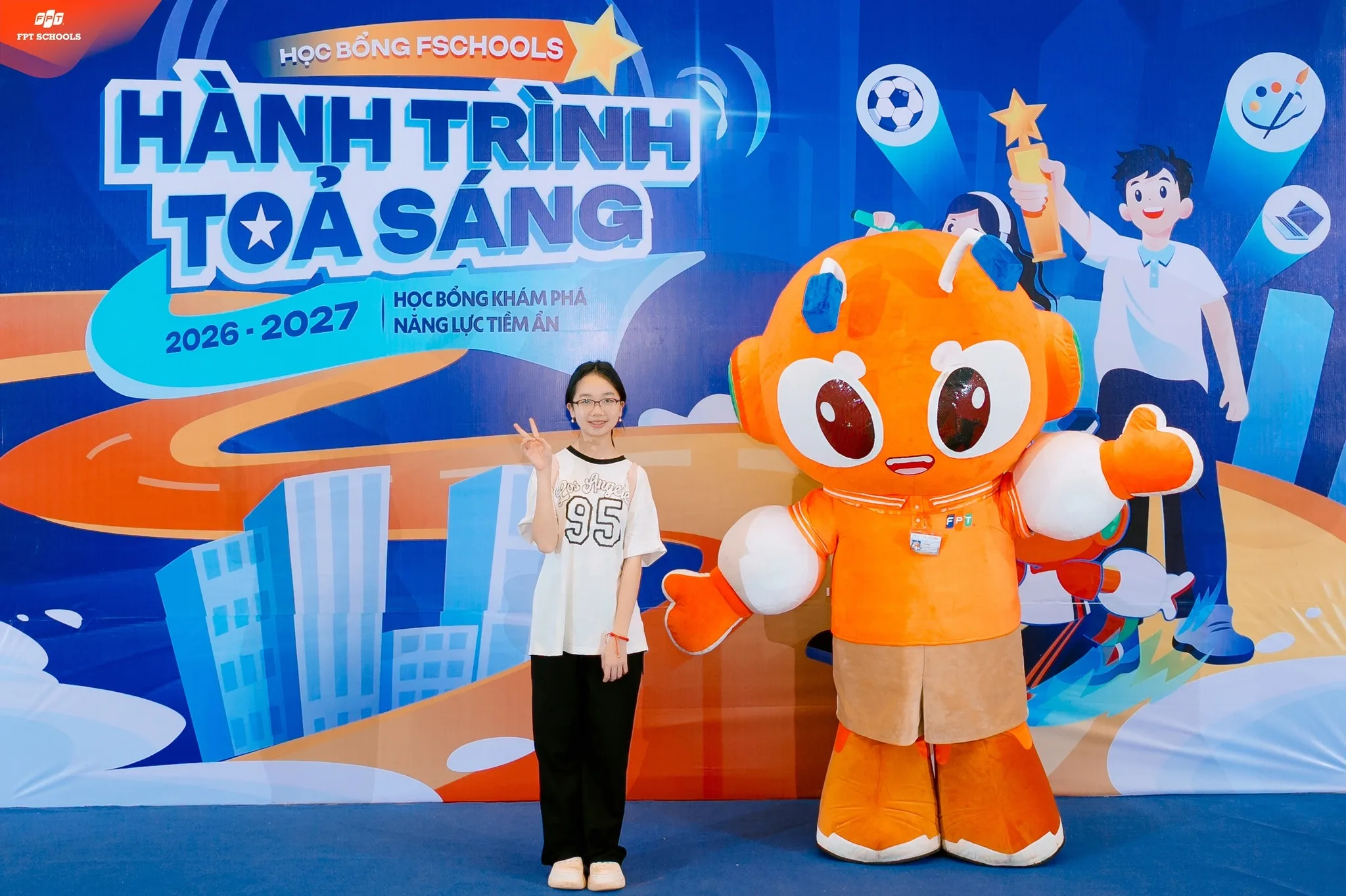 KHI MỖI HỌC SINH ĐỀU TỎA SÁNG THEO CÁCH RIÊNG TẠI “FSCHOOLS – HÀNH TRÌNH TỎA SÁNG” | FPT Schools