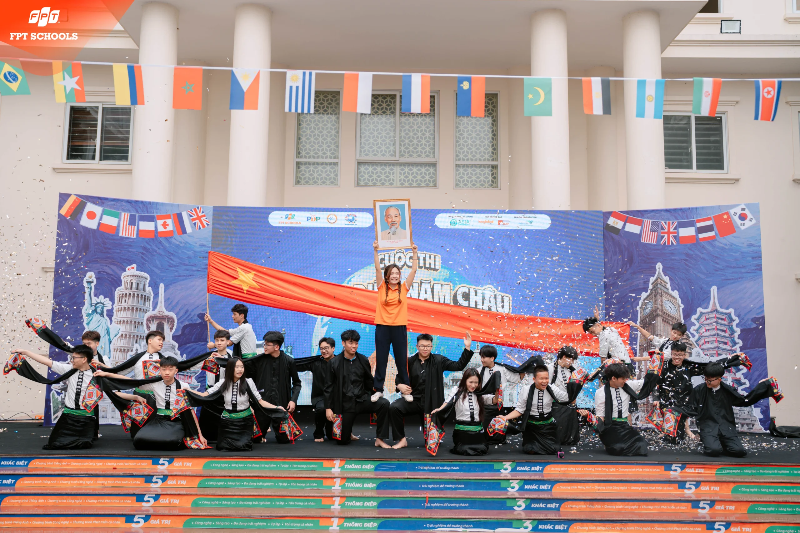 International Day 2026: FESTOPIA – Bản Hòa Ca Đa Văn Hóa Rực Rỡ Tại FPT School Tây Hà Nội - FPT Education International Day 2026: FESTOPIA – Bản Hòa Ca Đa Văn Hóa Rực Rỡ Tại FPT School Tây Hà Nội | FPT Schools