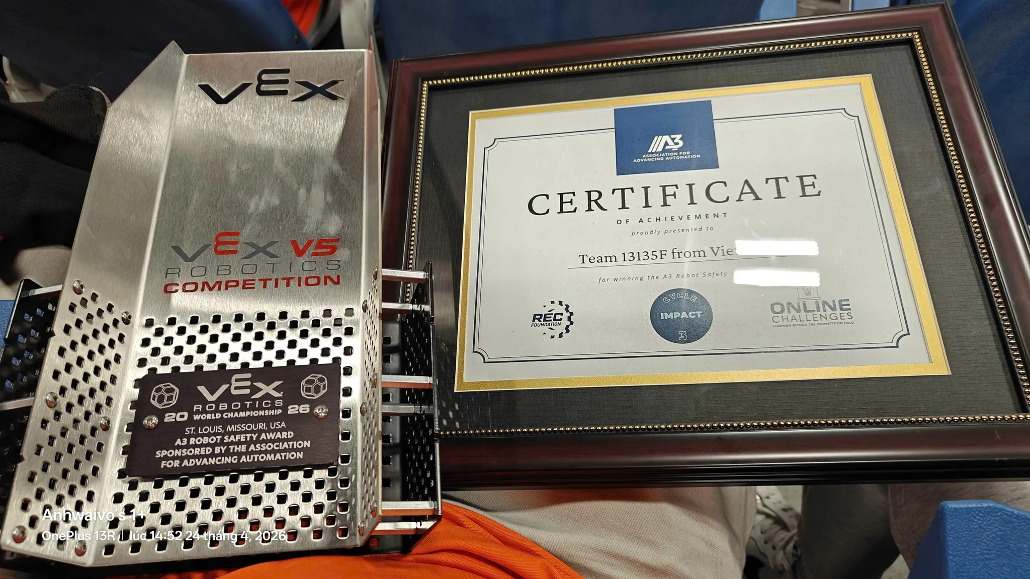 Học sinh FPT Schools ghi dấu ấn nổi bật tại VEX Robotics World Championship 2026 - FPT Education Đội thi 13135F - FPT-CanTho-Enterprise đạt Giải thưởng A3 Robot Safety Award tại VEX Robotics World Championship 2026