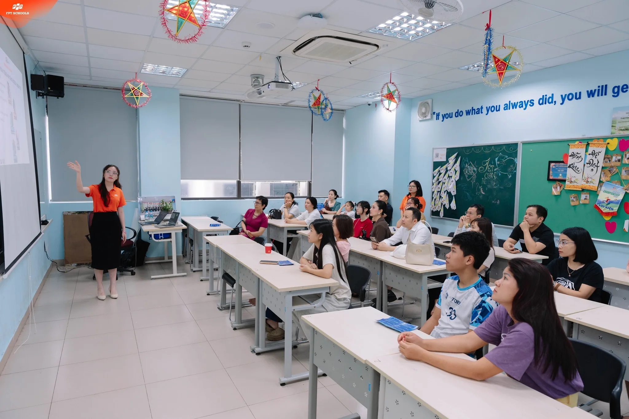 GẦN 200 HỌC SINH THAM GIA CHƯƠNG TRÌNH TÌM KIẾM HỌC BỔNG TẠI TRƯỜNG THPT FPT HÀ NỘI | FPT Schools