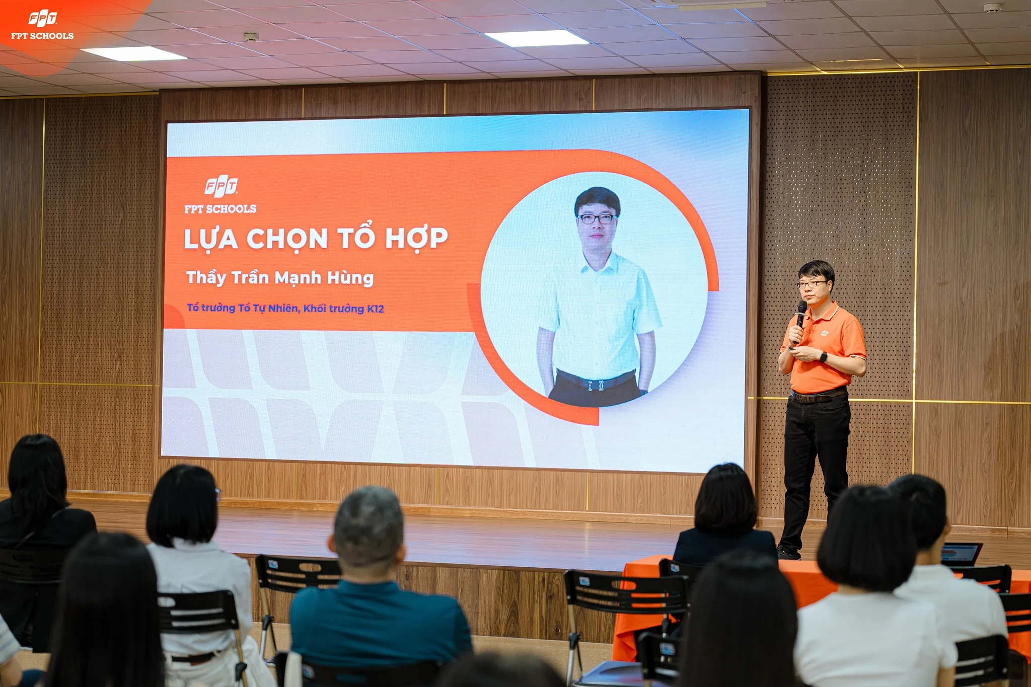 Vòng phỏng vấn học bổng FSchools – Hành trình tỏa sáng và Hội thảo FSchool Talk tại FPT School Tây Hà Nội | FPT Schools