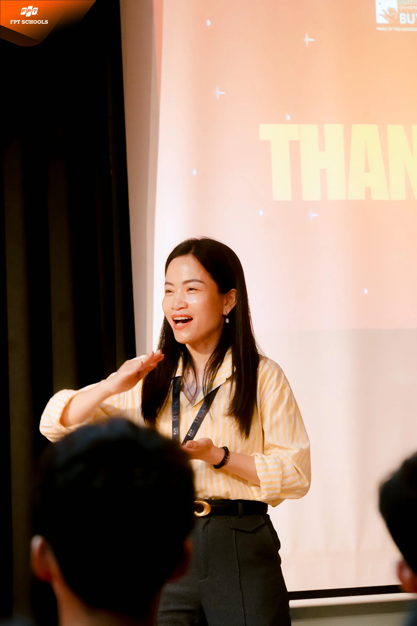 VỮNG BƯỚC HÀNH TRANG TRƯỚC NGƯỠNG CỬA ĐẠI HỌC CÙNG HỌC SINH TRƯỜNG THPT FPT | FPT Schools
