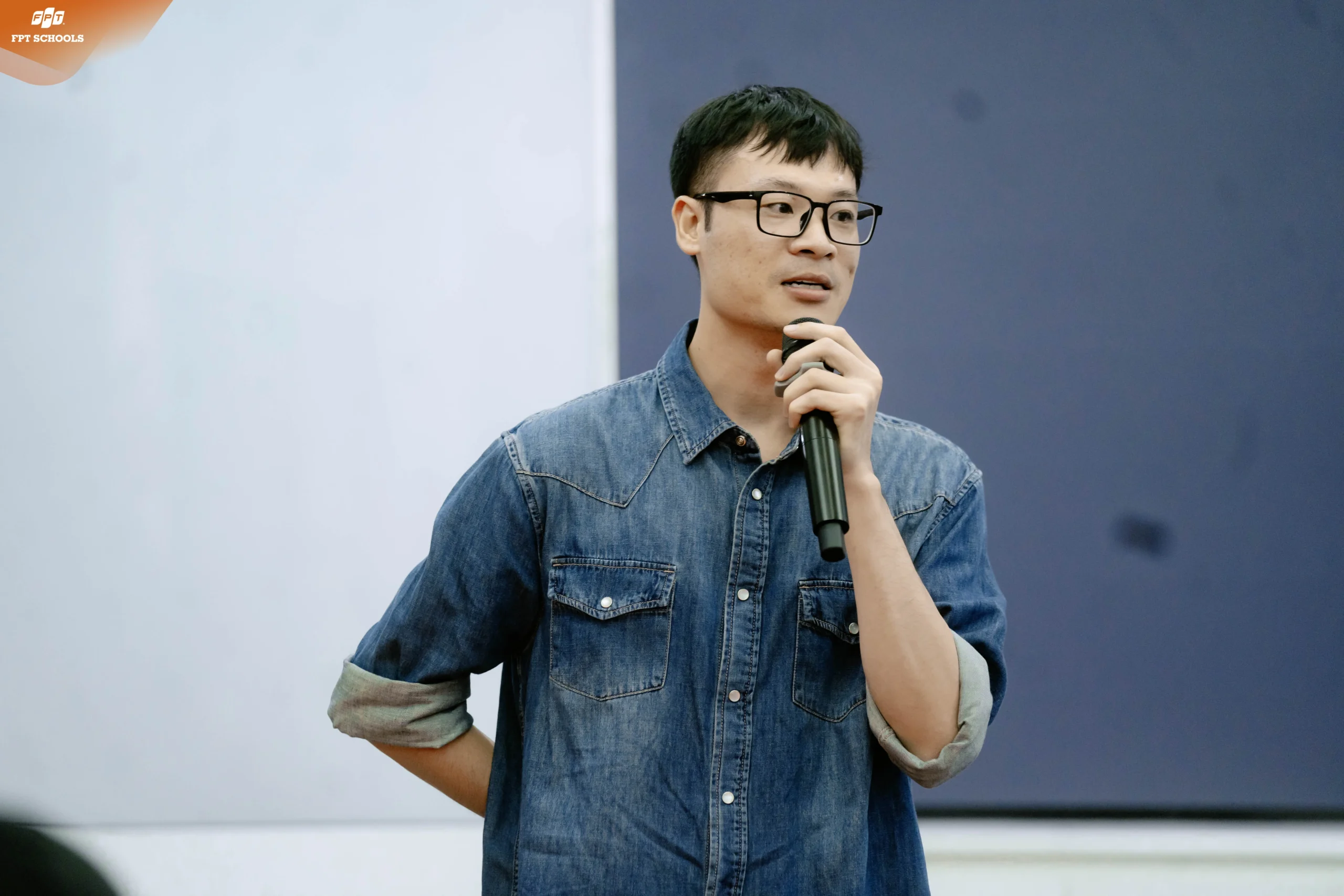 BUỔI GẶP GỠ CUỐI NĂM HỌC ĐẦY Ý NGHĨA GIỮA NHÀ TRƯỜNG VÀ ĐẠI DIỆN CHA MẸ HỌC SINH KHỐI 12 | FPT Schools