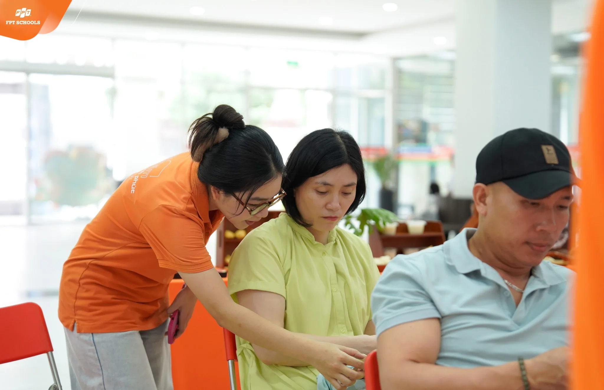 Workshop “Từ lo lắng đến làm chủ – Cùng con học trong kỷ nguyên AI” mang đến nhiều góc nhìn thiết thực cho phụ huynh - FPT Education Workshop “Từ lo lắng đến làm chủ – Cùng con học trong kỷ nguyên AI” mang đến nhiều góc nhìn thiết thực cho phụ huynh | FPT Schools