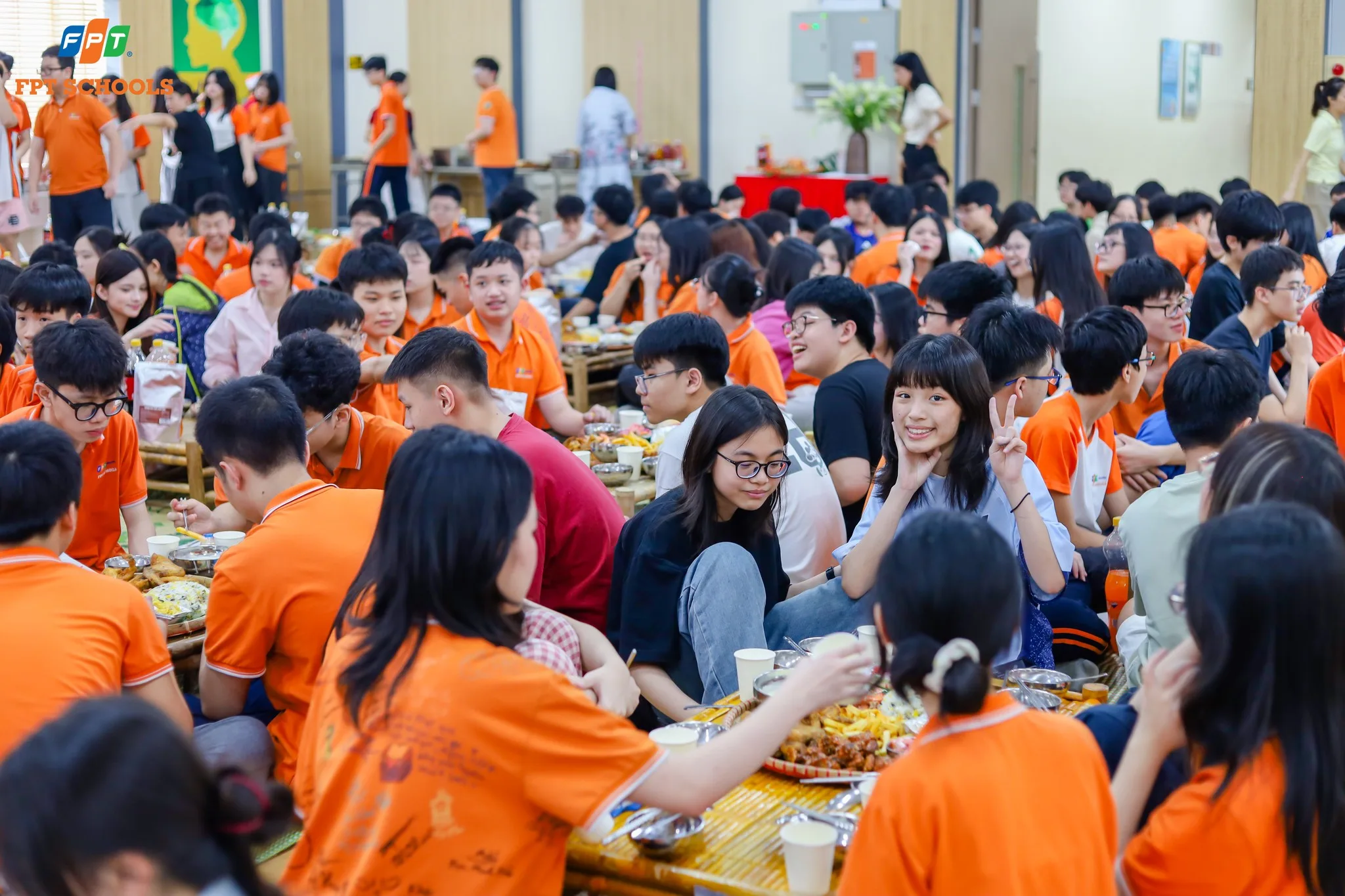 Khép lại năm học 2025 - 2026 tại nhà F bằng một bữa tiệc buffet linh đình | FPT Schools