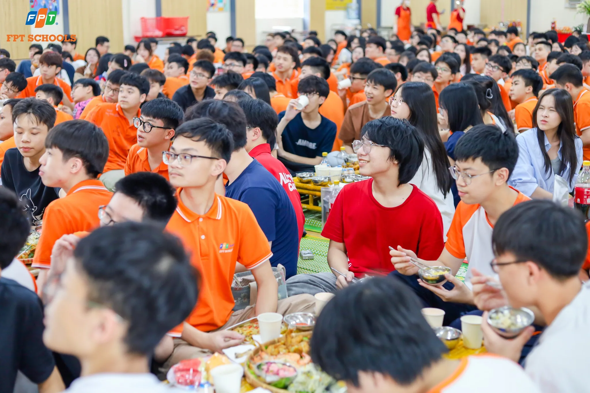 Khép lại năm học 2025 - 2026 tại nhà F bằng một bữa tiệc buffet linh đình | FPT Schools