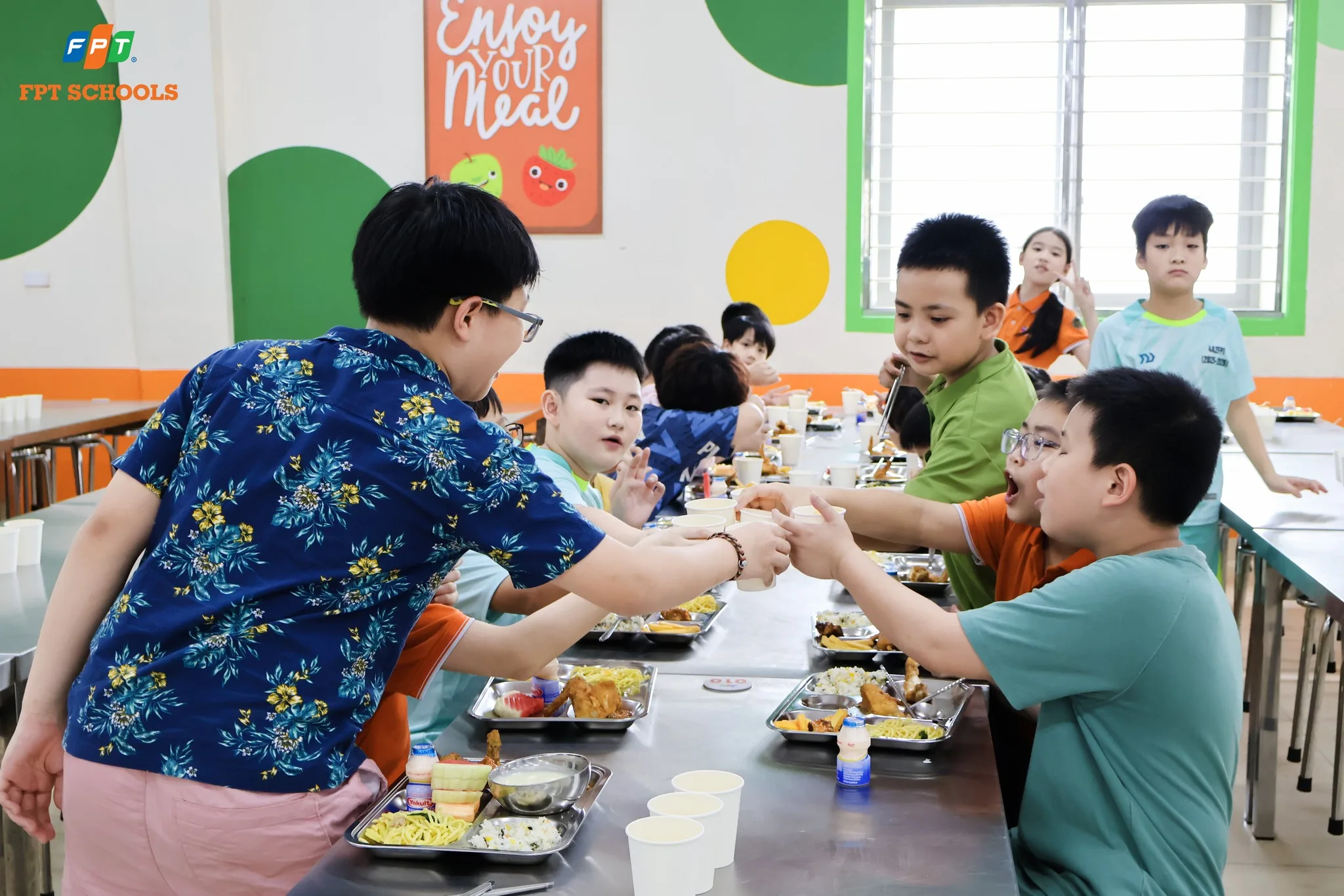 Khép lại năm học 2025 - 2026 tại nhà F bằng một bữa tiệc buffet linh đình | FPT Schools