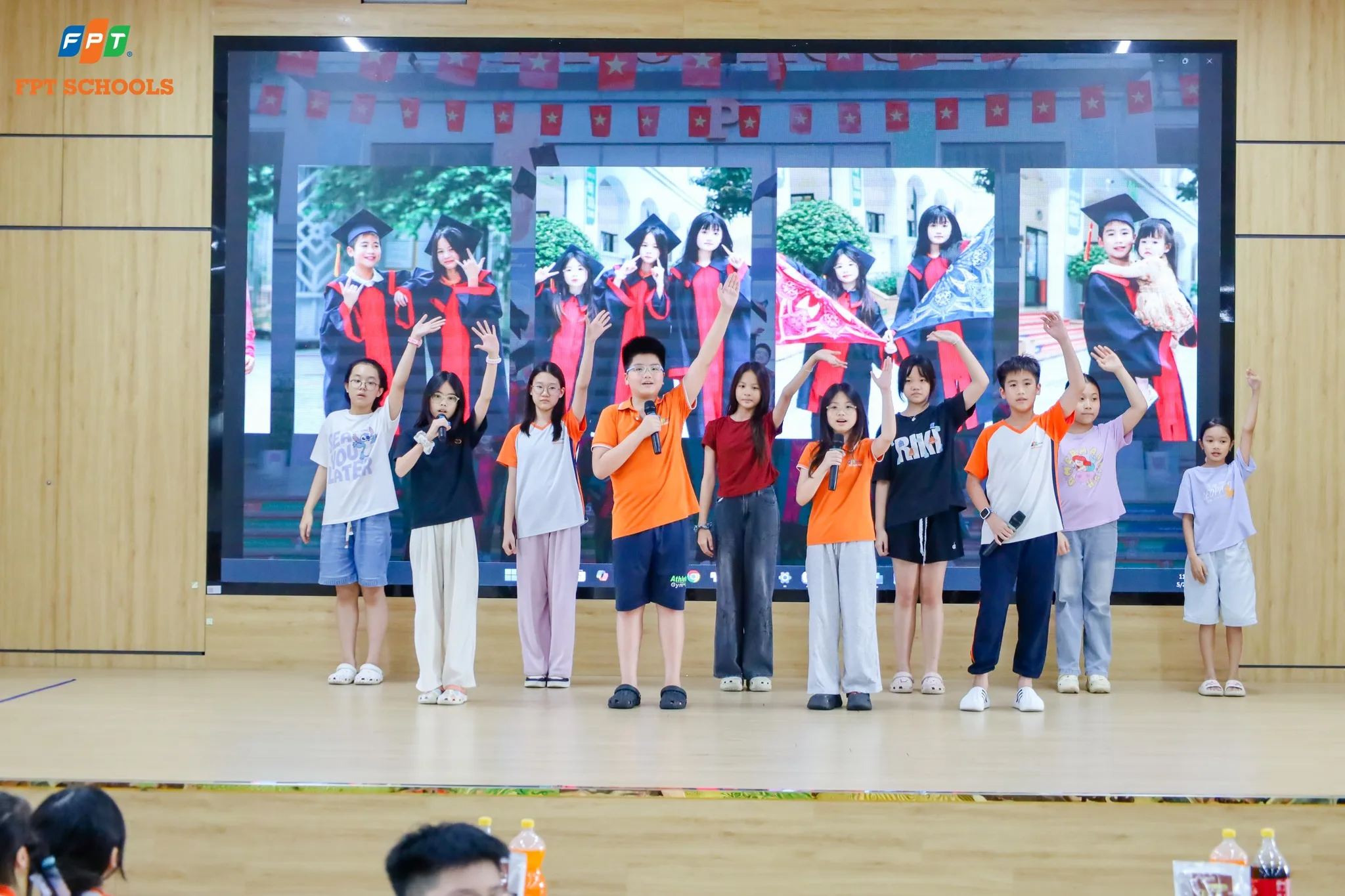 Khép lại năm học 2025 - 2026 tại nhà F bằng một bữa tiệc buffet linh đình - FPT Education Khép lại năm học 2025 - 2026 tại nhà F bằng một bữa tiệc buffet linh đình | FPT Schools