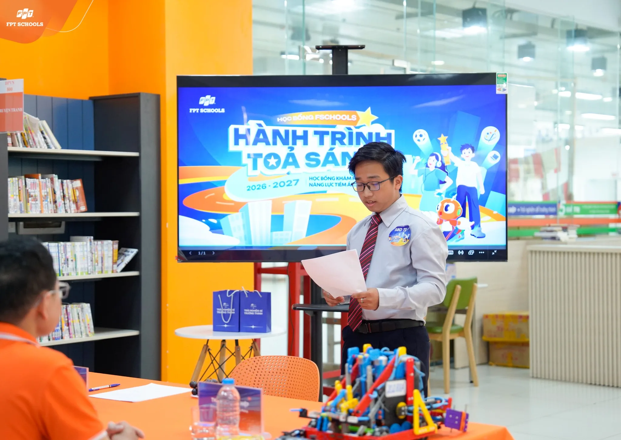 Những “ẩn số thú vị” tiếp tục xuất hiện tại FPT School Hải Phòng – Hành trình tỏa sáng đợt 2 - FPT Education Những “ẩn số thú vị” tiếp tục xuất hiện tại FPT School Hải Phòng – Hành trình tỏa sáng đợt 2 | FPT Schools