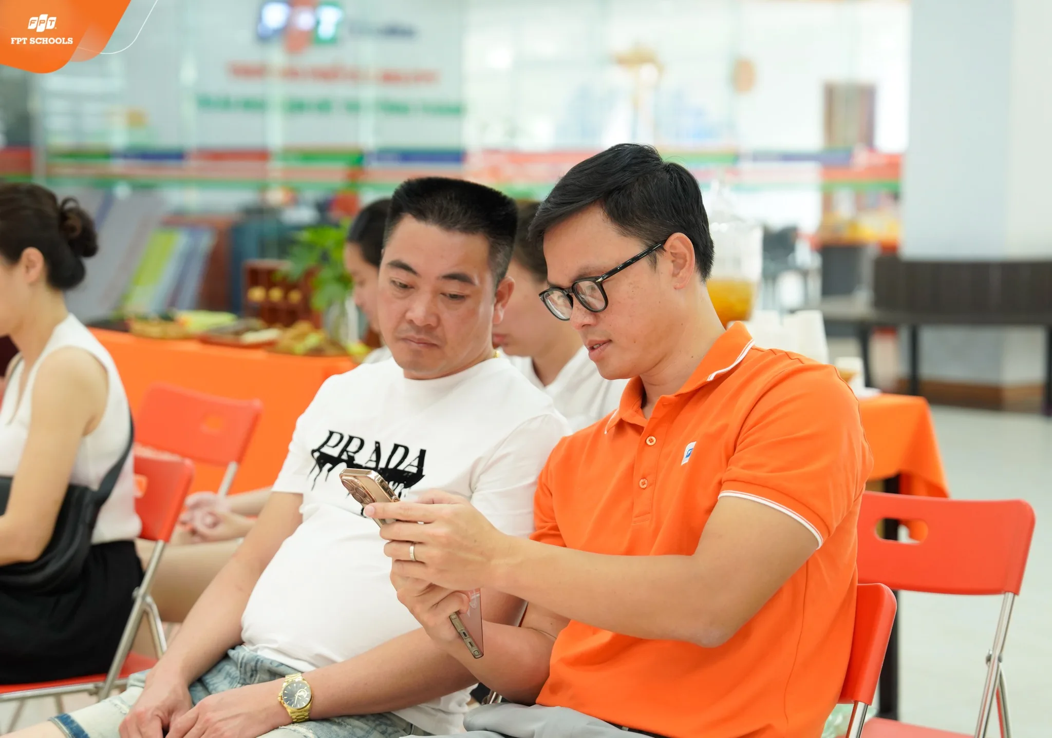 Workshop “Từ lo lắng đến làm chủ – Cùng con học trong kỷ nguyên AI” mang đến nhiều góc nhìn thiết thực cho phụ huynh - FPT Education Workshop “Từ lo lắng đến làm chủ – Cùng con học trong kỷ nguyên AI” mang đến nhiều góc nhìn thiết thực cho phụ huynh | FPT Schools