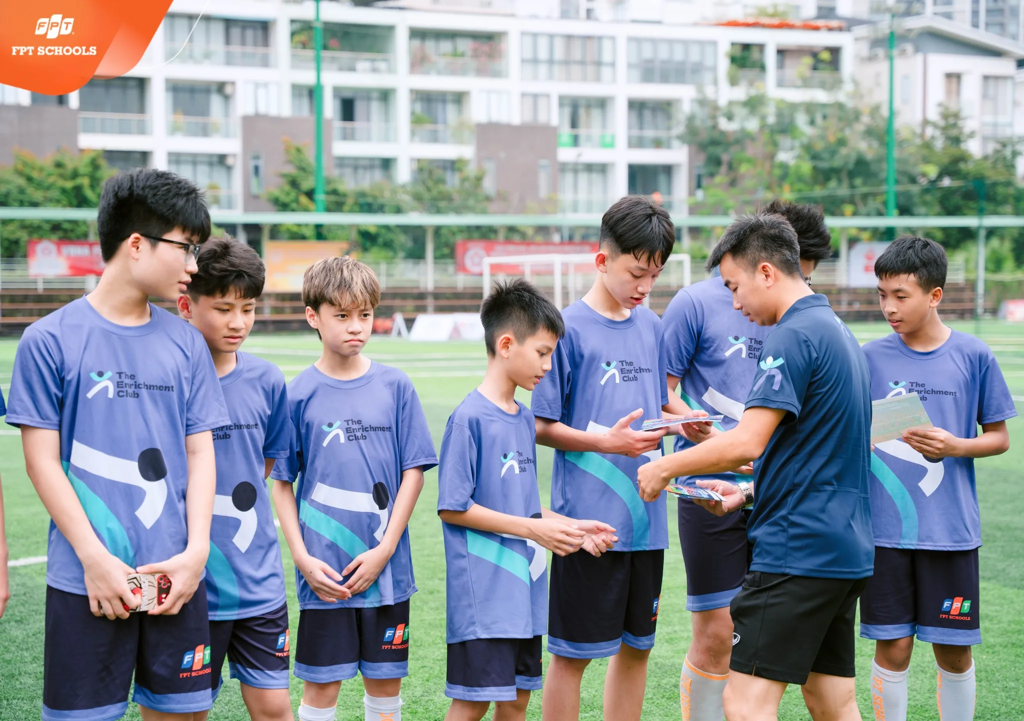 Sôi động sân cỏ giải giao hữu Tam hùng của CLB TEC bóng đá FPT School Hải Phòng | FPT Schools