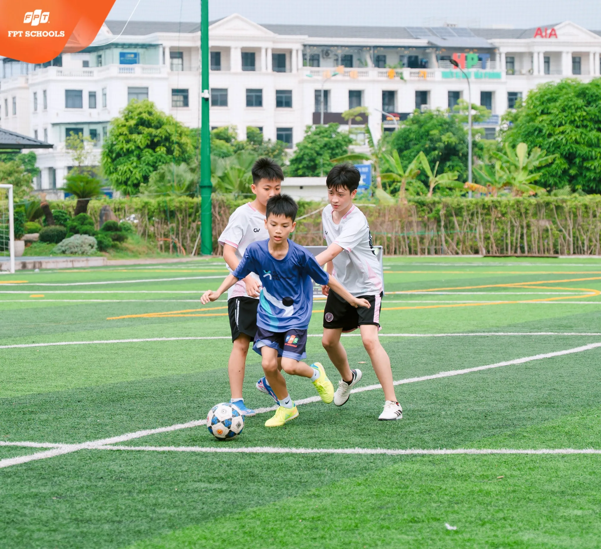 Sôi động sân cỏ giải giao hữu Tam hùng của CLB TEC bóng đá FPT School Hải Phòng | FPT Schools