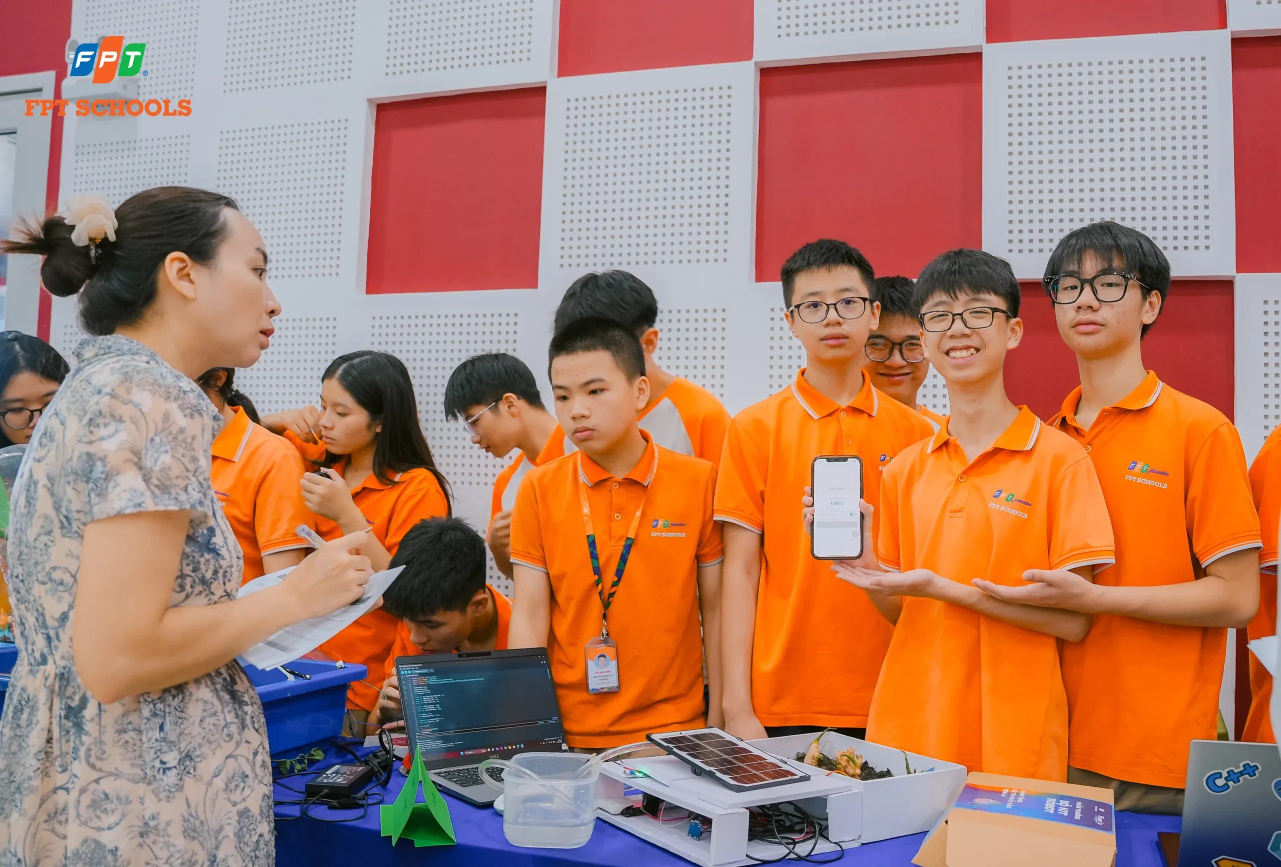Smart Garden Tại FPT School Thanh Hóa: Dự Án Học Tập Liên Môn Sáng Tạo - FPT Education Smart Garden Tại FPT School Thanh Hóa: Dự Án Học Tập Liên Môn Sáng Tạo | FPT Schools