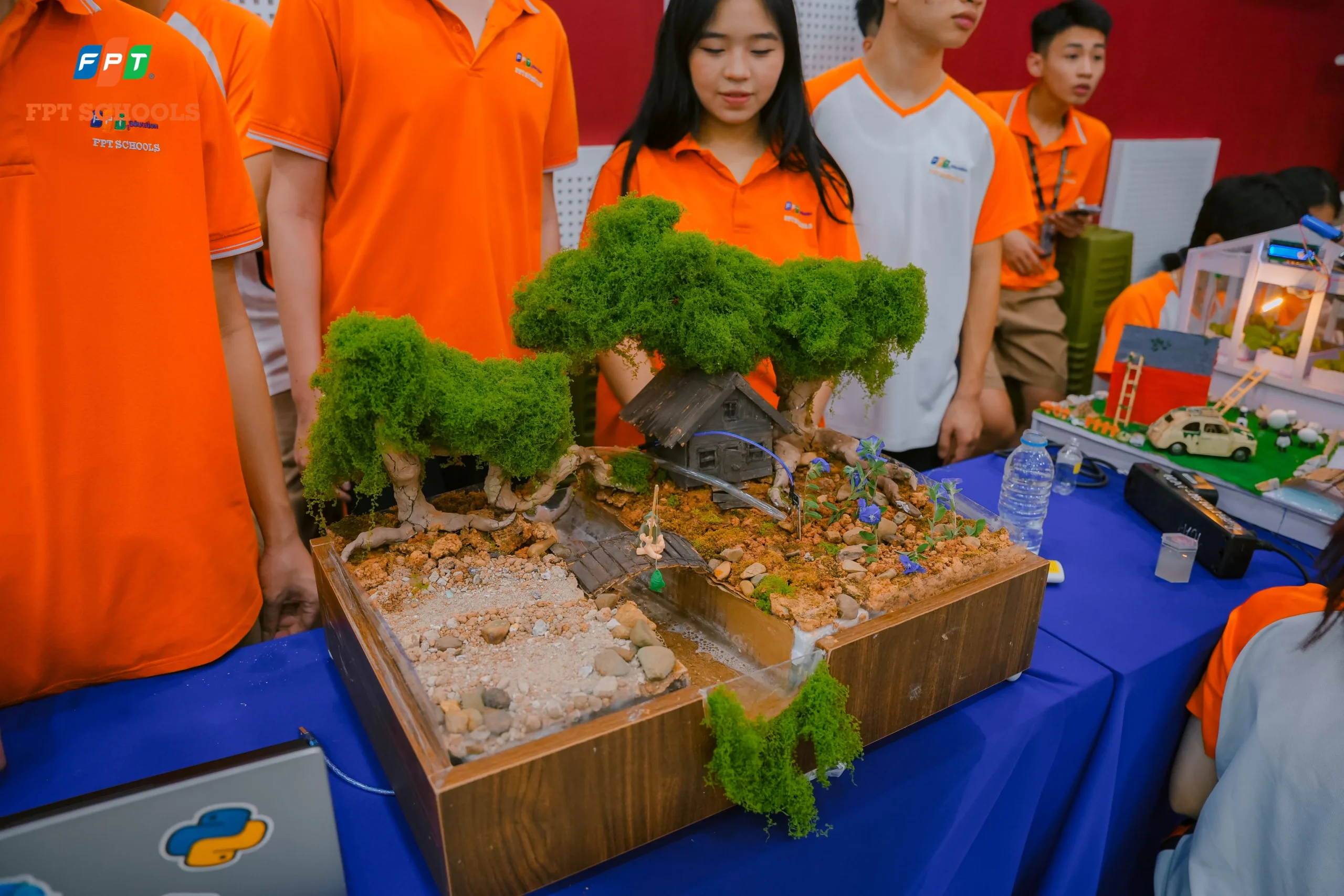 Smart Garden Tại FPT School Thanh Hóa: Dự Án Học Tập Liên Môn Sáng Tạo - FPT Education Smart Garden Tại FPT School Thanh Hóa: Dự Án Học Tập Liên Môn Sáng Tạo | FPT Schools