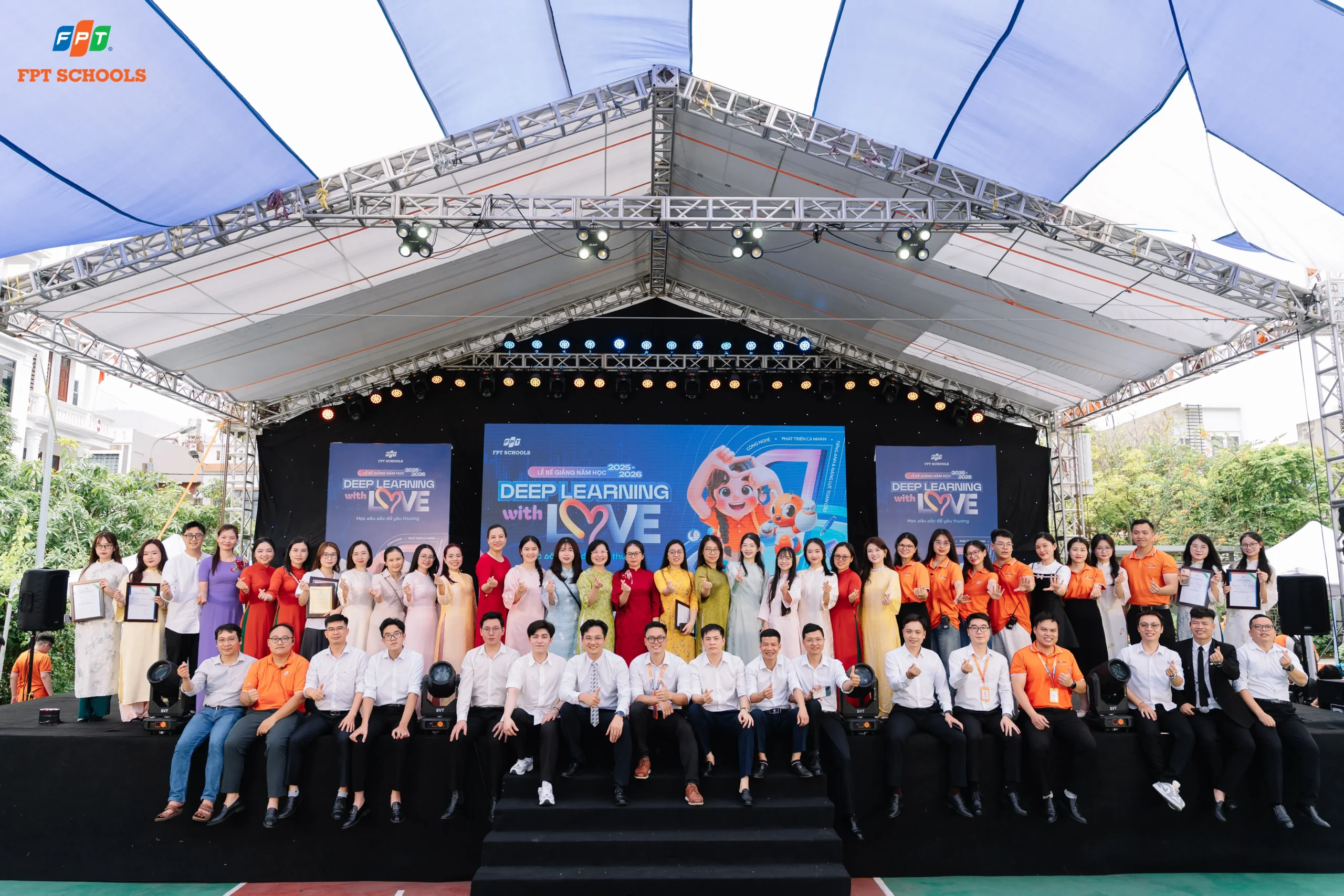 Thầy giáo FSchool Hải Phòng tự xây phần mềm OKR giúp học sinh học sâu hơn mỗi ngày - FPT Education Thầy giáo FSchool Hải Phòng tự xây phần mềm OKR giúp học sinh học sâu hơn mỗi ngày | FPT Schools