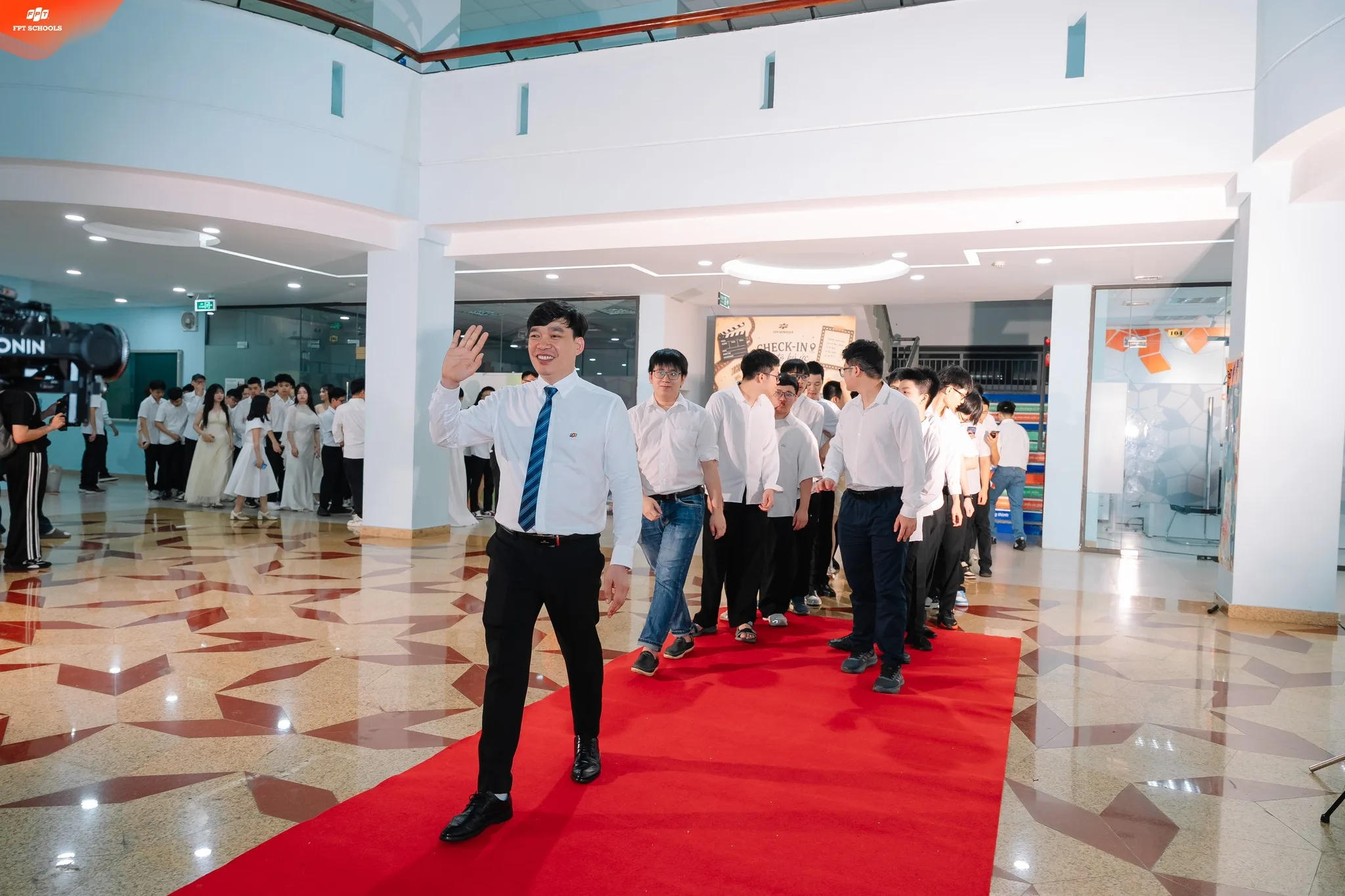 Lễ trưởng thành K11: Suất chiếu cuối cùng của những năm tháng thanh xuân tại Trường THPT FPT Hà Nội | FPT Schools