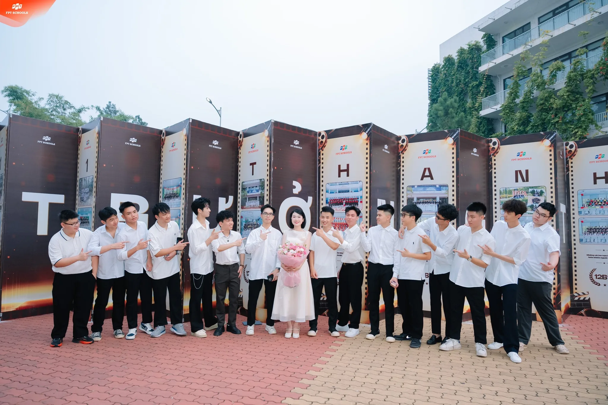 Lễ trưởng thành K11: Suất chiếu cuối cùng của những năm tháng thanh xuân tại Trường THPT FPT Hà Nội | FPT Schools