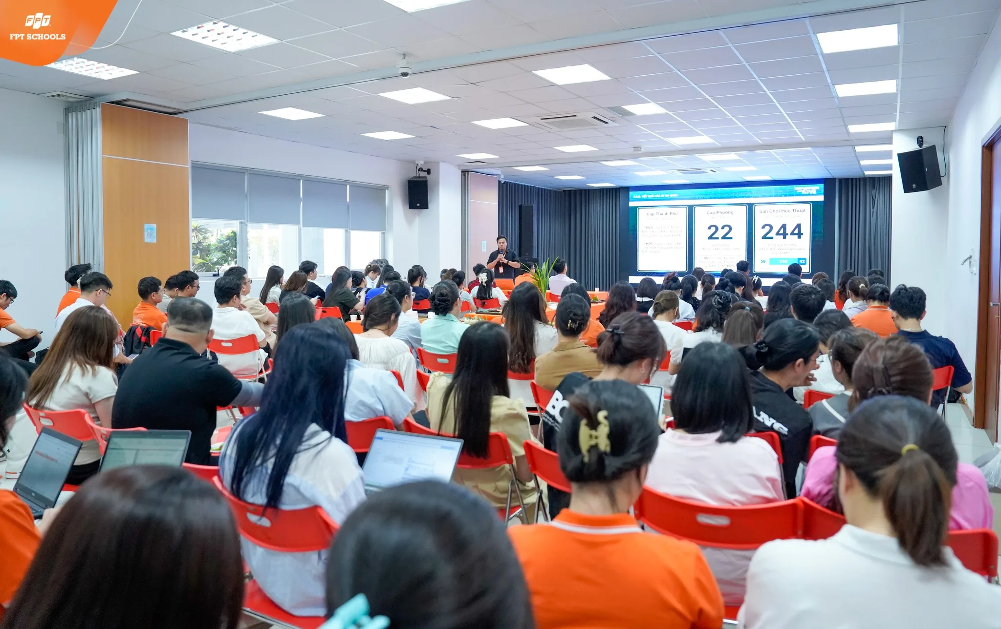 Tổng kết năm học 2025 – 2026: Nhìn lại hành trình đầy dấu ấn của FPT School Hải Phòng - FPT Education Buổi tổng kết năm học 2025 – 2026 tại FPT School Hải Phòng