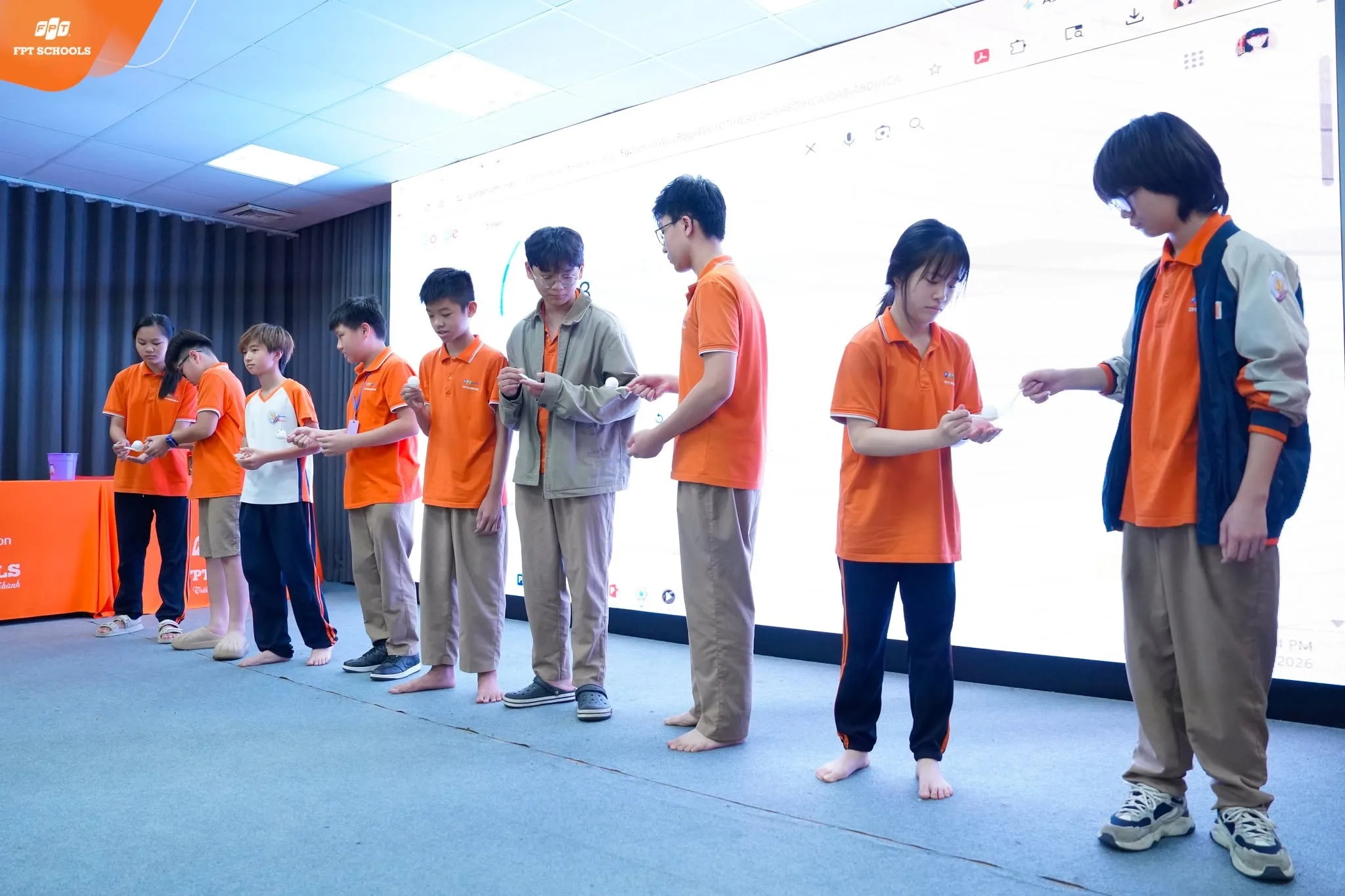 “Chiếc chuông vàng” F-Fes 2026 của FPT School Hải Phòng đã chính thức tìm được chủ nhân - FPT Education “Chiếc chuông vàng” F-Fes 2026 của FPT School Hải Phòng đã chính thức tìm được chủ nhân -3