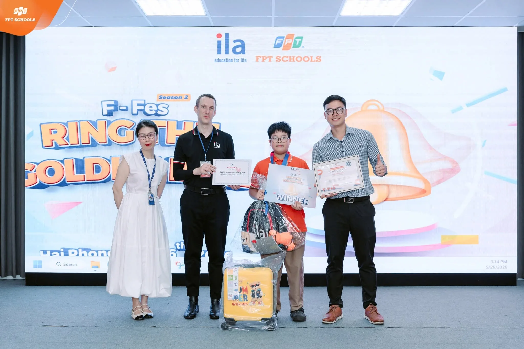 “Chiếc chuông vàng” F-Fes 2026 của FPT School Hải Phòng đã chính thức tìm được chủ nhân - FPT Education “Chiếc chuông vàng” F-Fes 2026 của FPT School Hải Phòng đã chính thức tìm được chủ nhân - 4