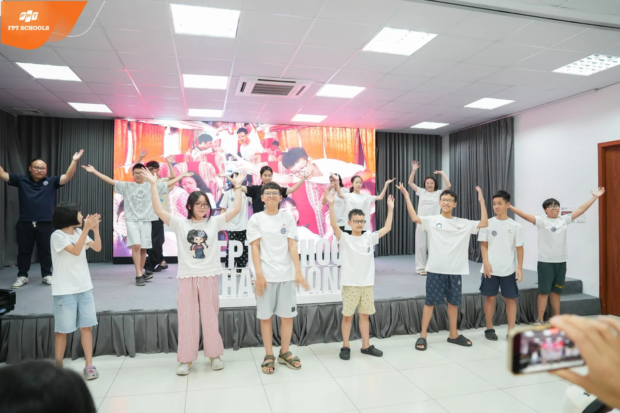 FPT School Hải Phòng TechX Summer Camp khép lại mùa hè -3