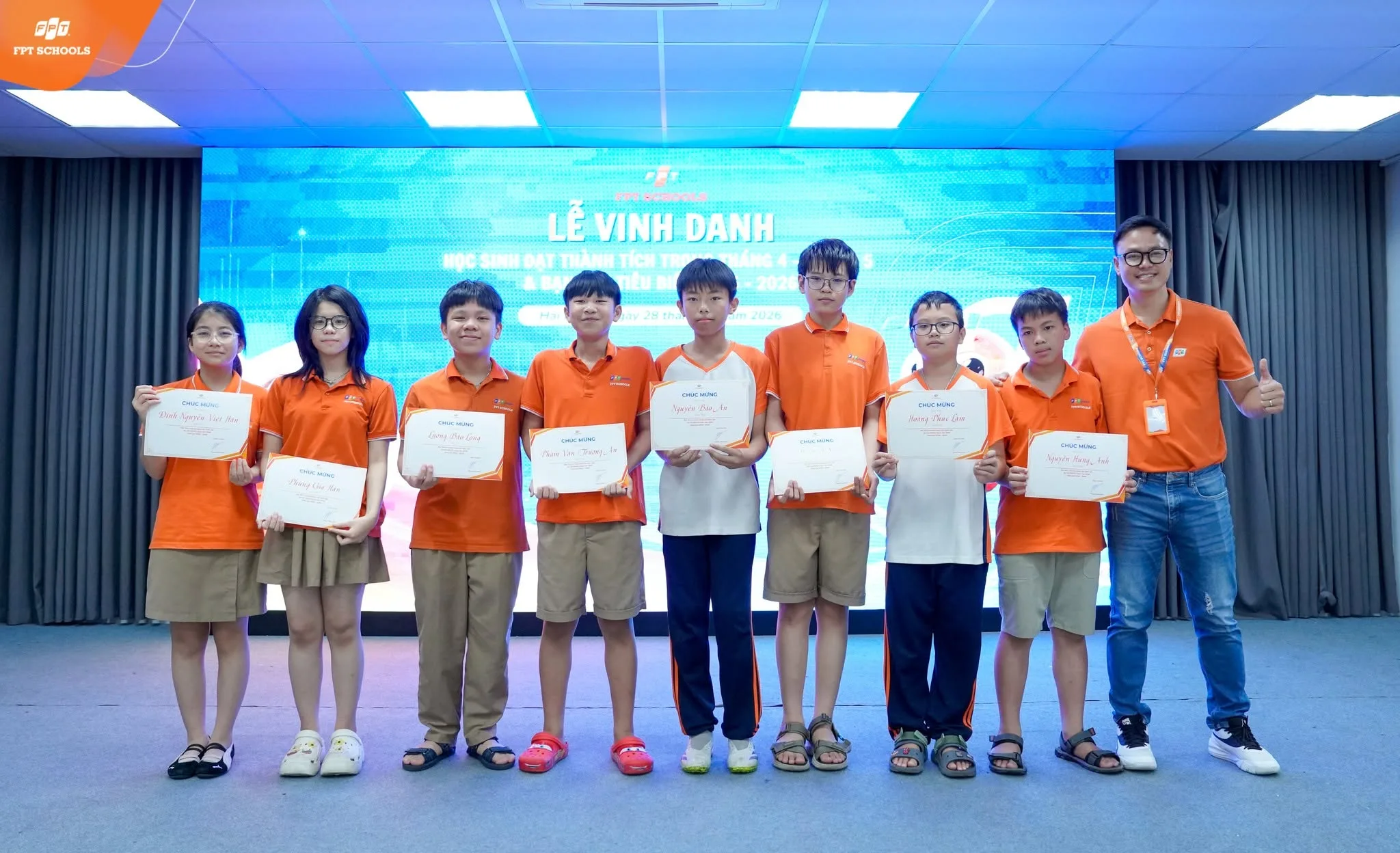 FPT School Hải Phòng vinh danh học sinh đạt thành tích tháng 4 – 5 và Bạn đọc tiêu biểu năm học 2025 – 2026-10
