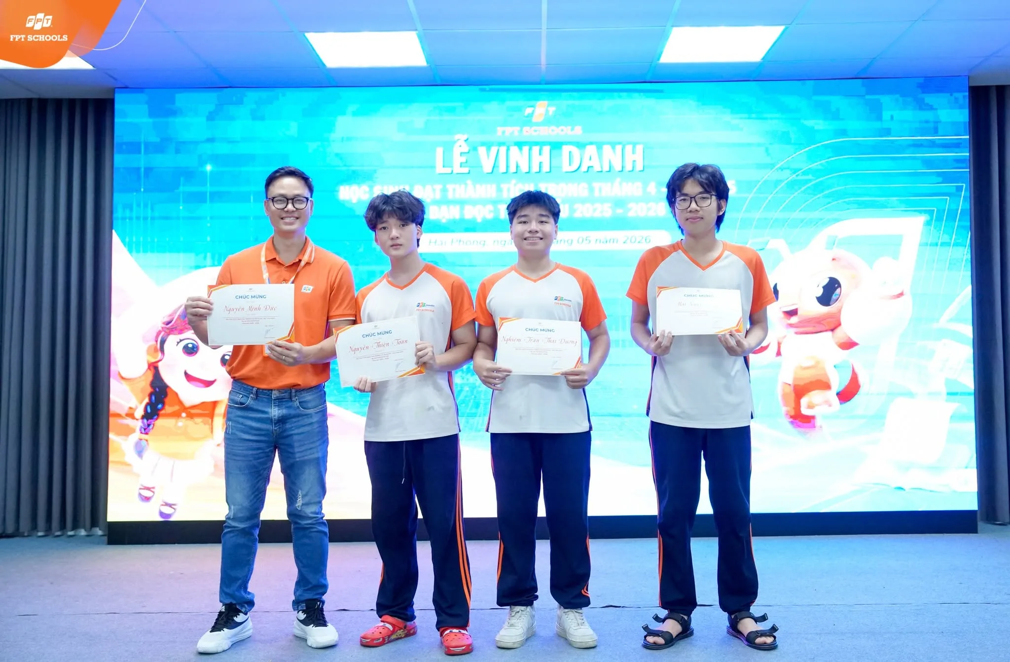 FPT School Hải Phòng vinh danh học sinh đạt thành tích tháng 4 – 5 và Bạn đọc tiêu biểu năm học 2025 – 2026 - 4